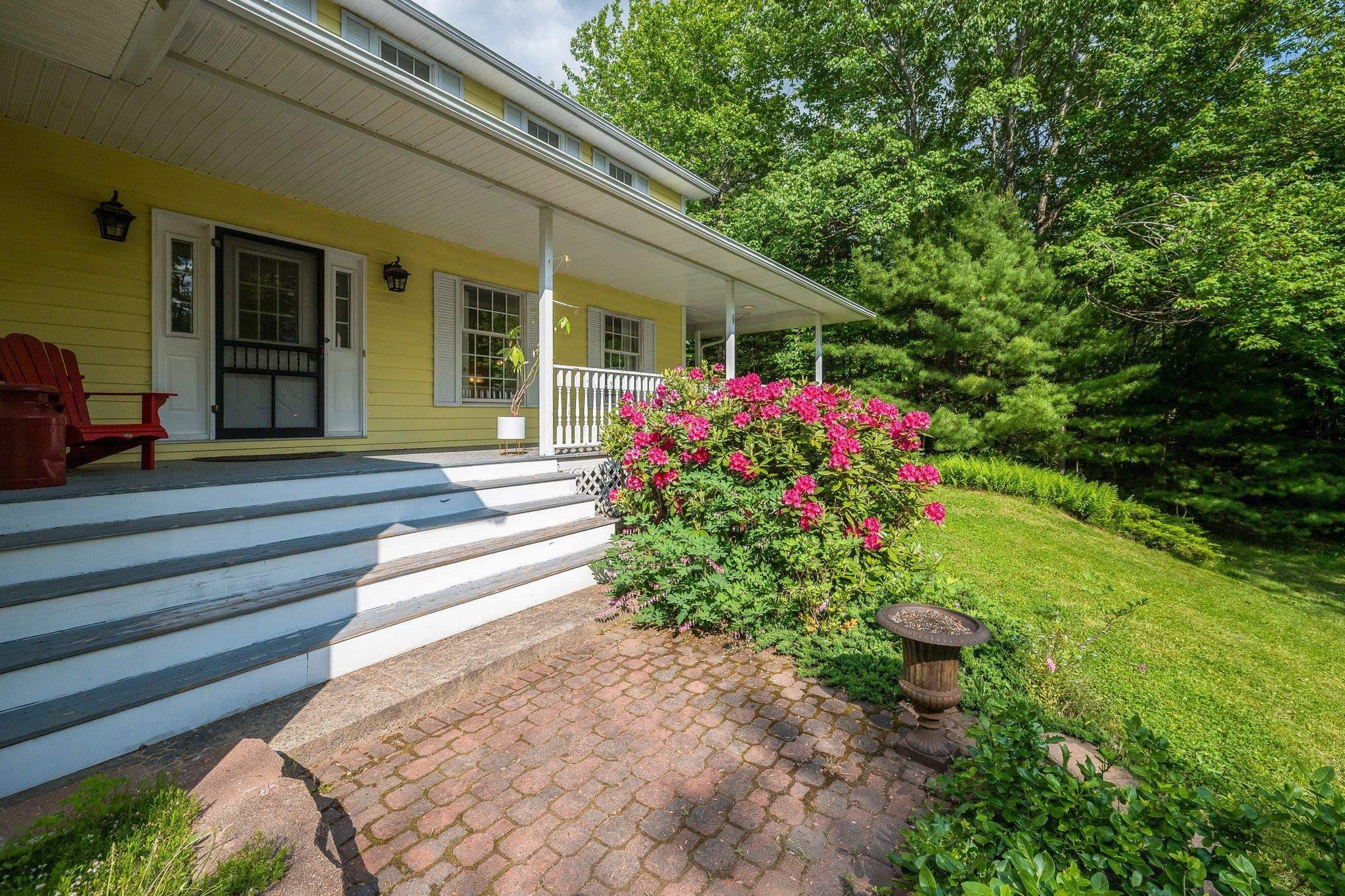 $650,000.00: 1 Cedarwood Court, Fall River