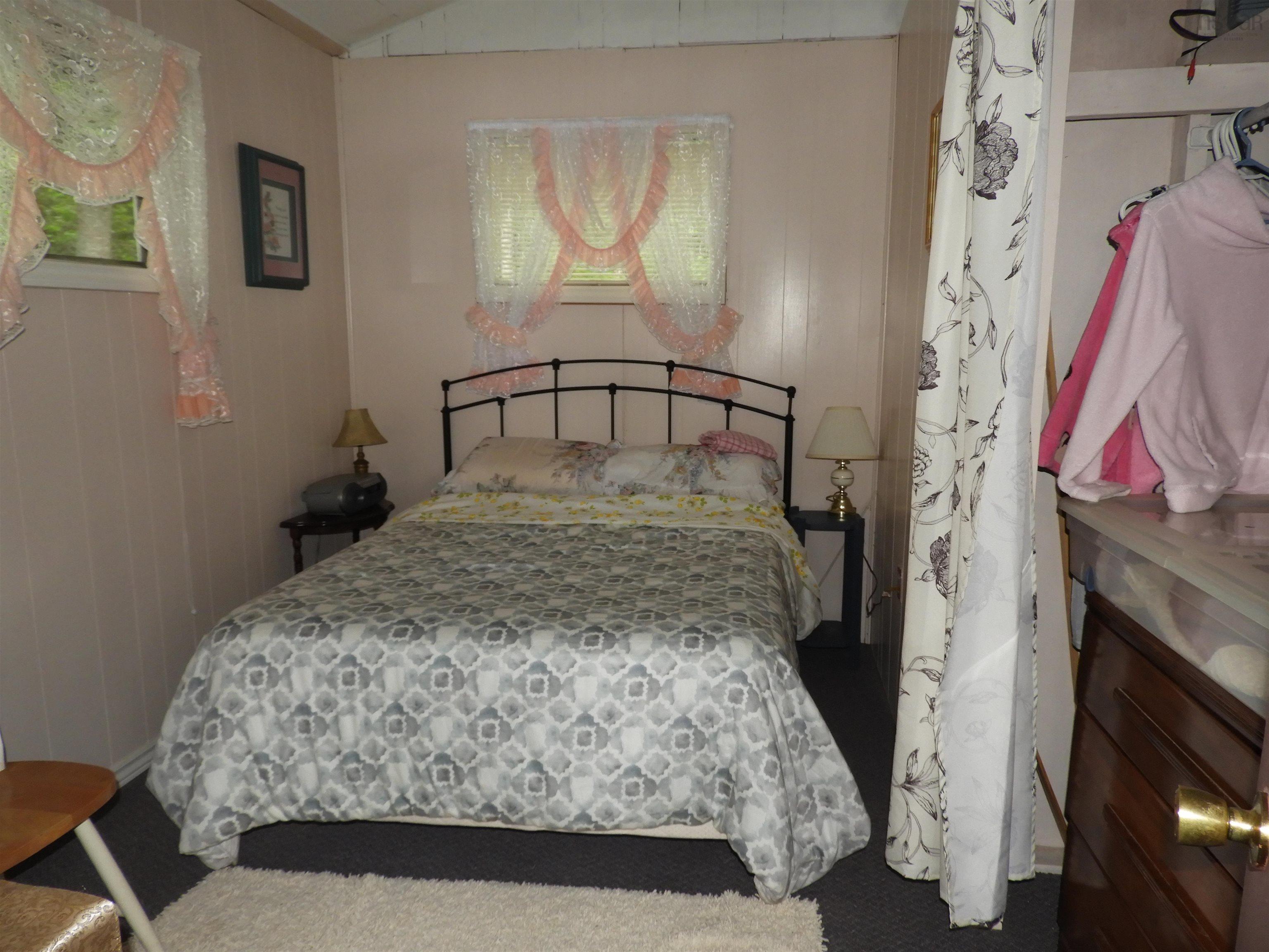 $279,000.00: 70 Sefferns Lake Drive, Aldersville