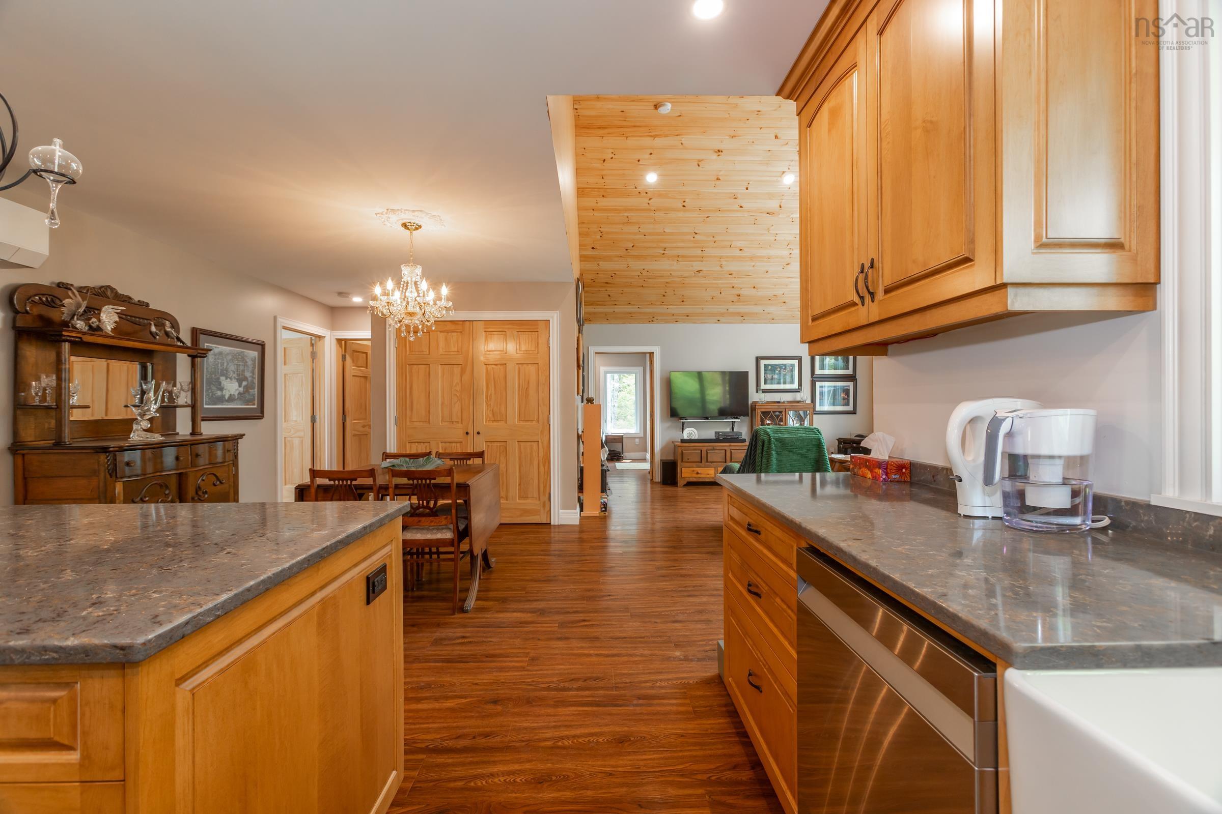 $695,000.00: 101 Cozy Crescent, Vaughan