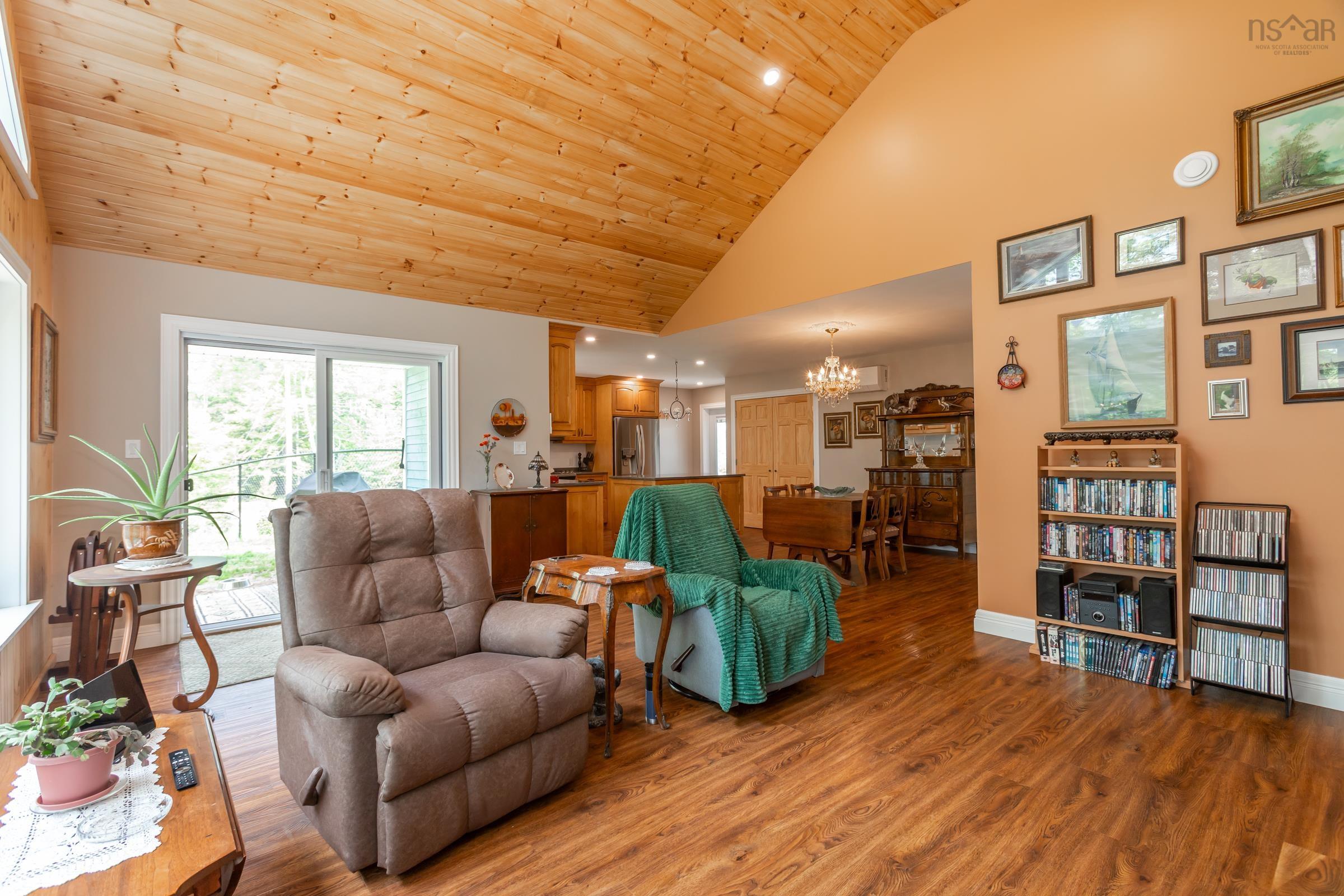 $695,000.00: 101 Cozy Crescent, Vaughan