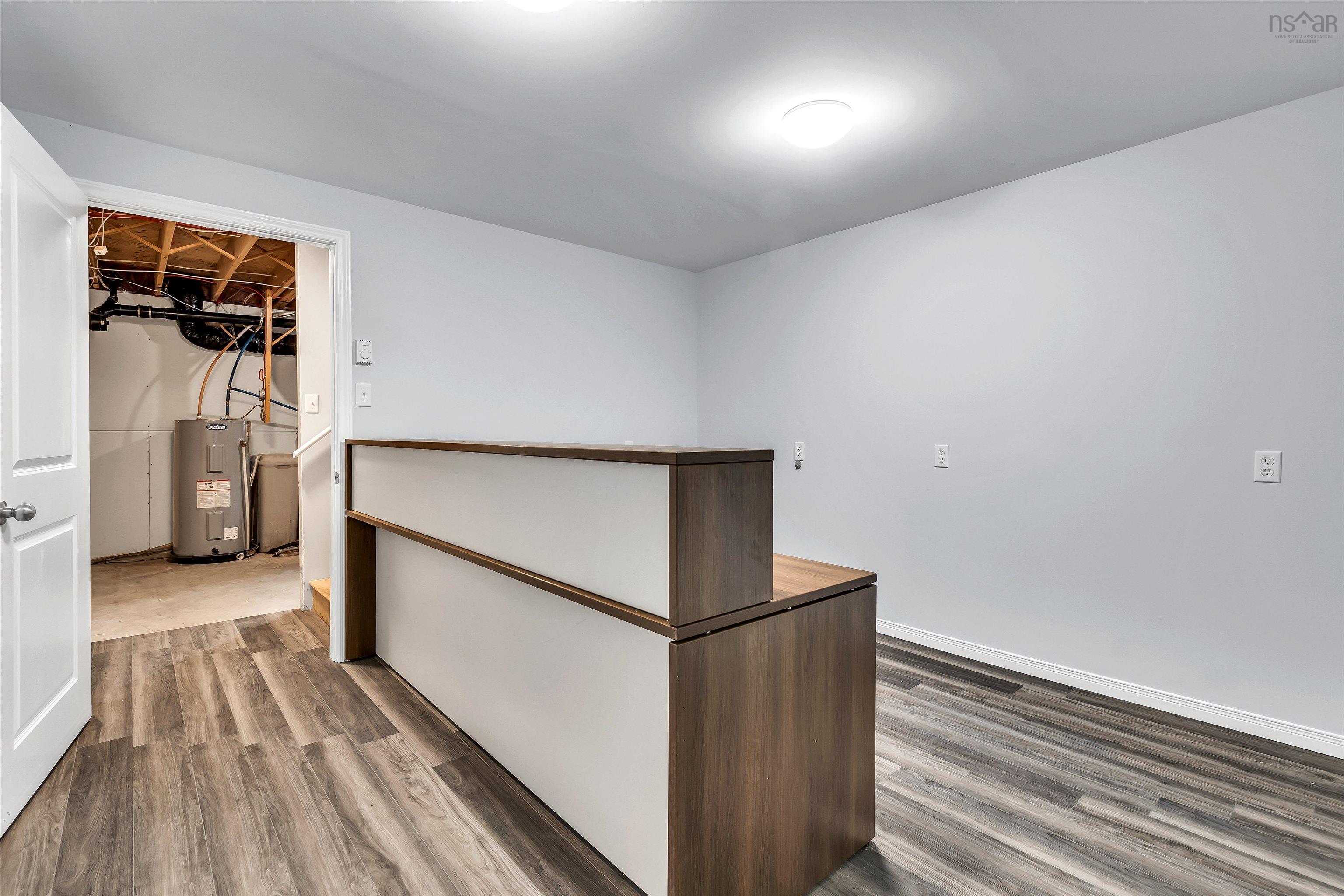 $389,000.00: 11459 Highway 7 Highway E, Lake Charlotte