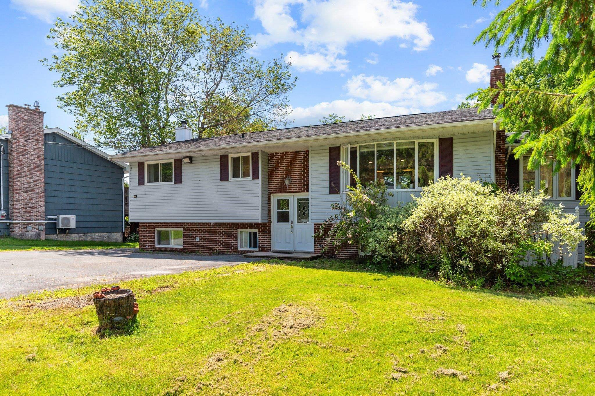 $689,900.00: 60 Fletcher Drive, Fall River