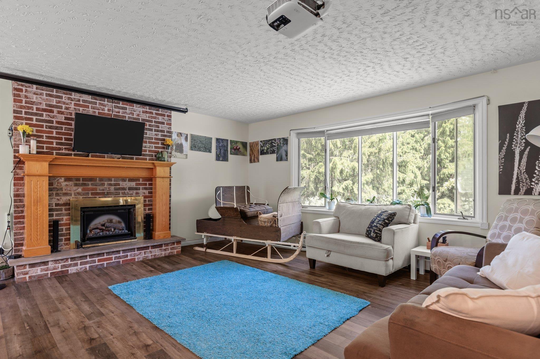 $689,900.00: 60 Fletcher Drive, Fall River