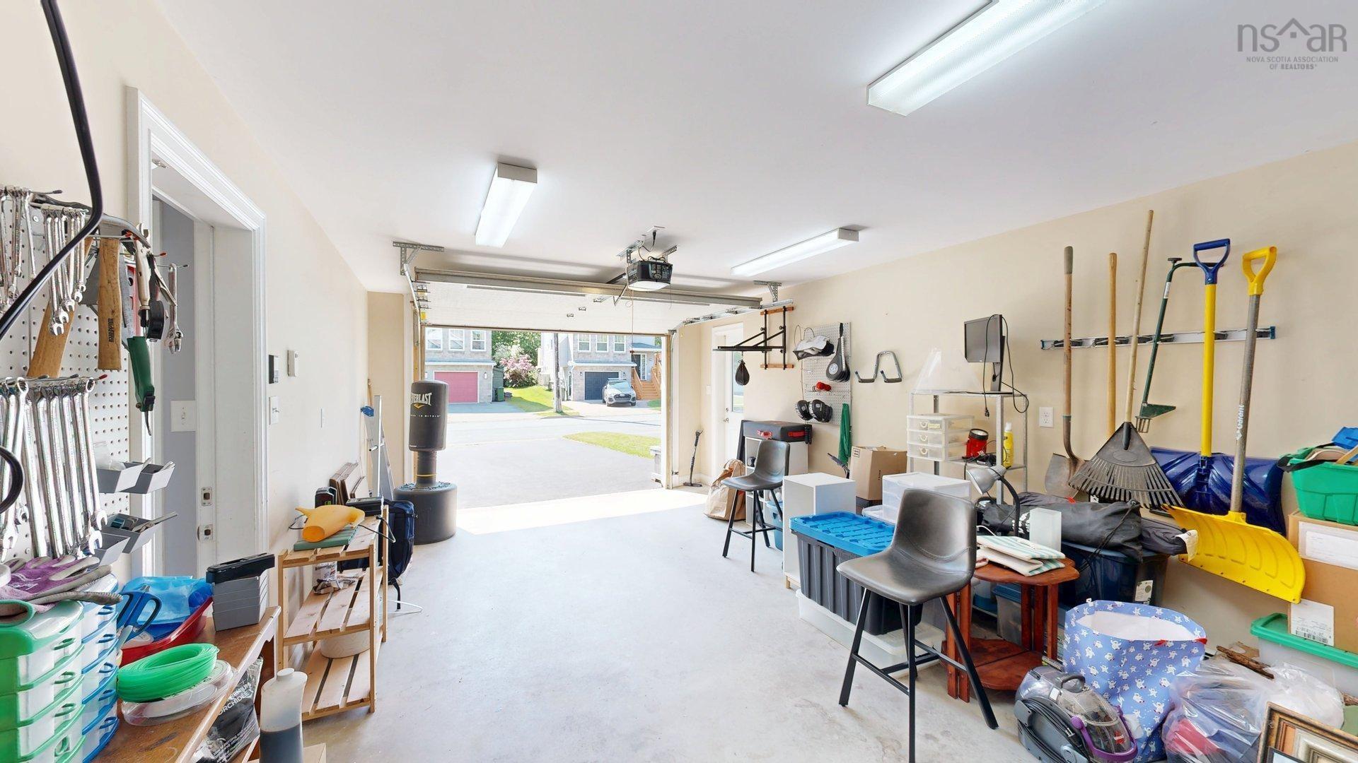 $715,000.00: 81 Viridian Drive, Dartmouth