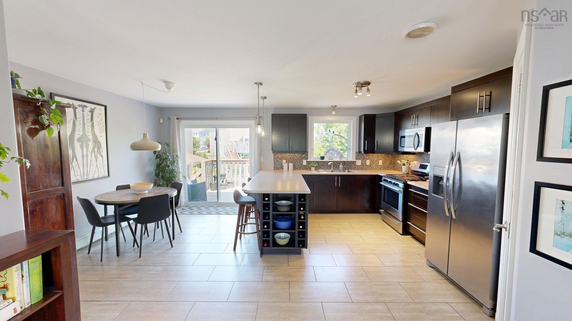 $715,000.00: 81 Viridian Drive, Dartmouth