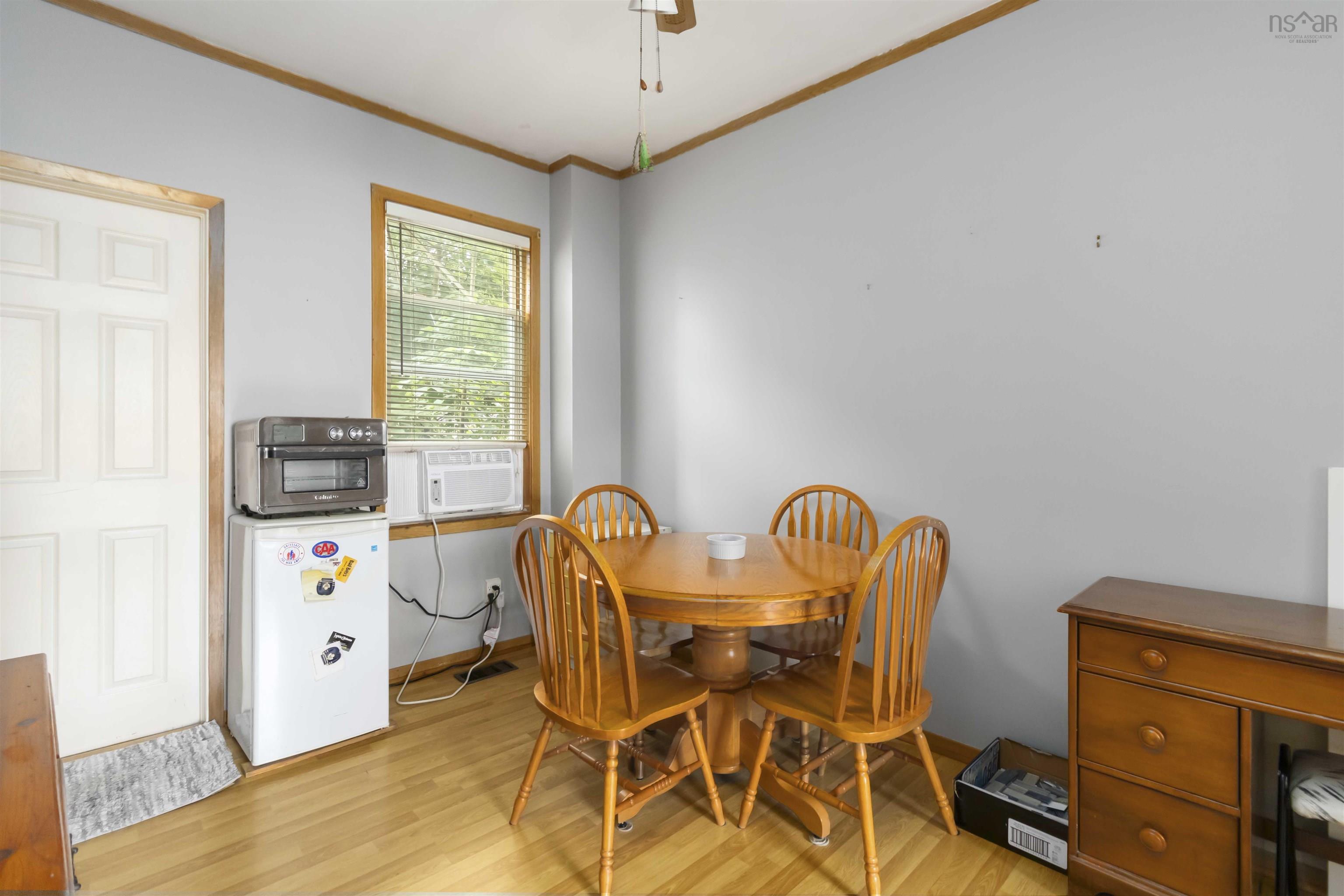 $499,900.00: 2731 Fern Lane, Halifax