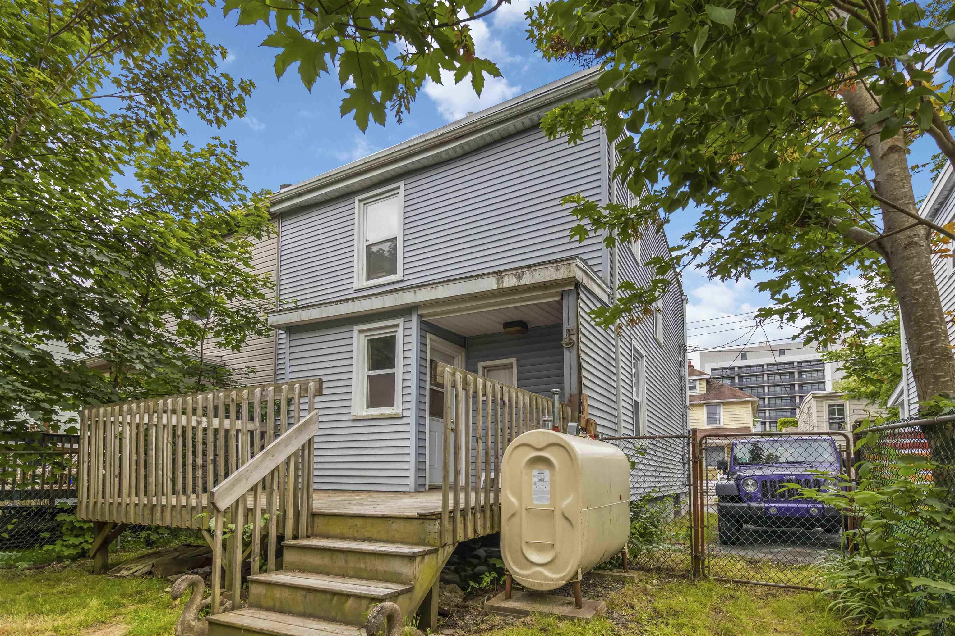 $499,900.00: 2731 Fern Lane, Halifax