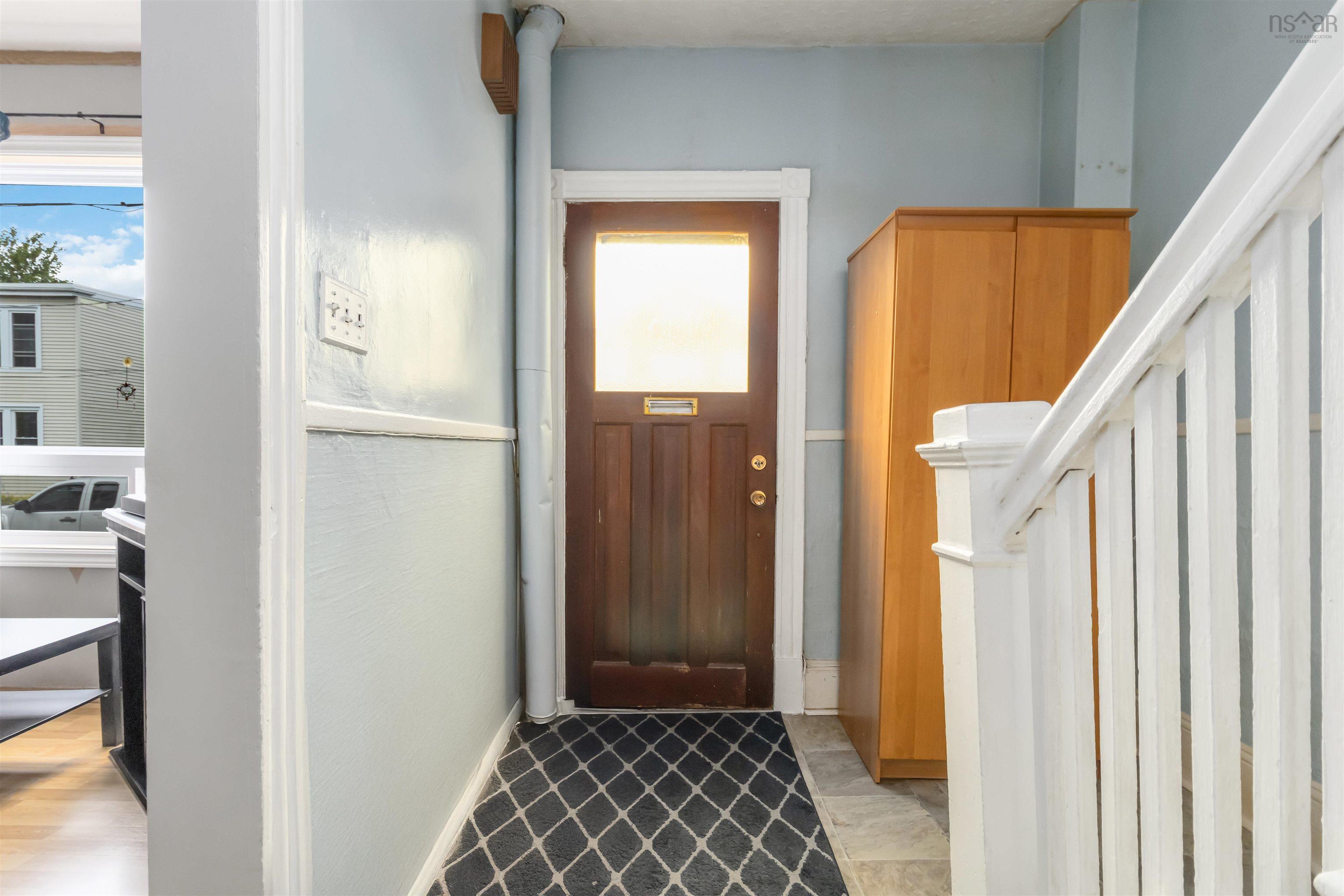 $499,900.00: 2731 Fern Lane, Halifax