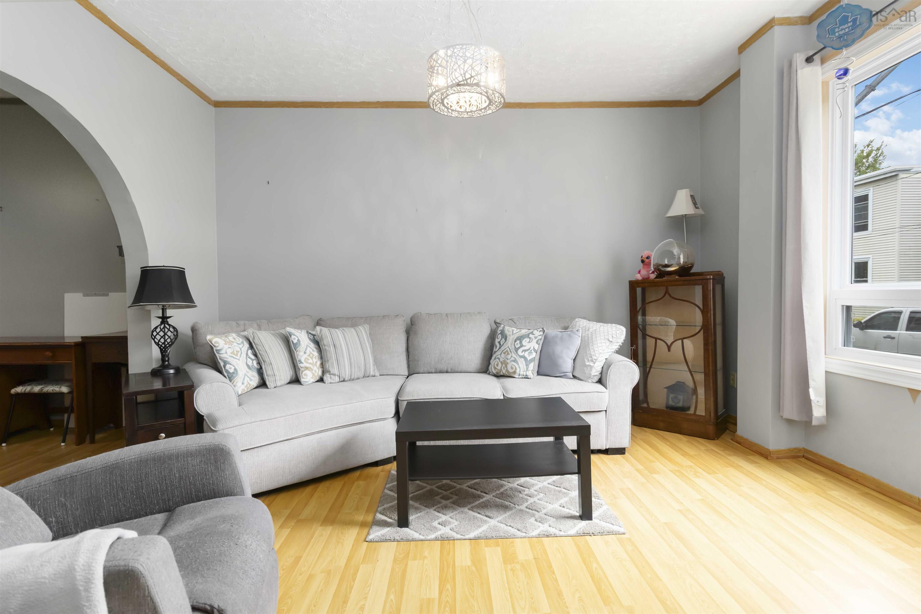 $499,900.00: 2731 Fern Lane, Halifax