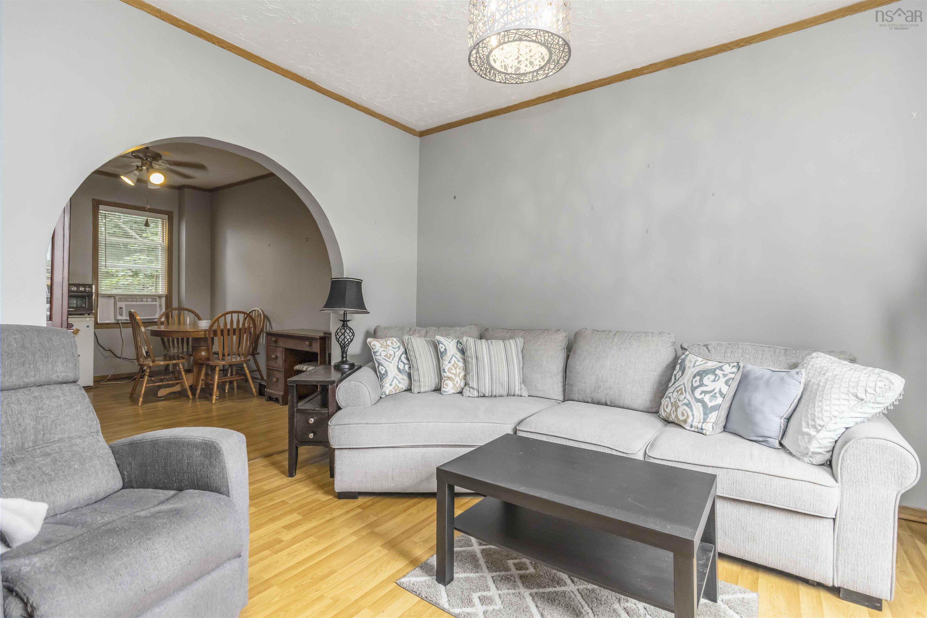 $499,900.00: 2731 Fern Lane, Halifax