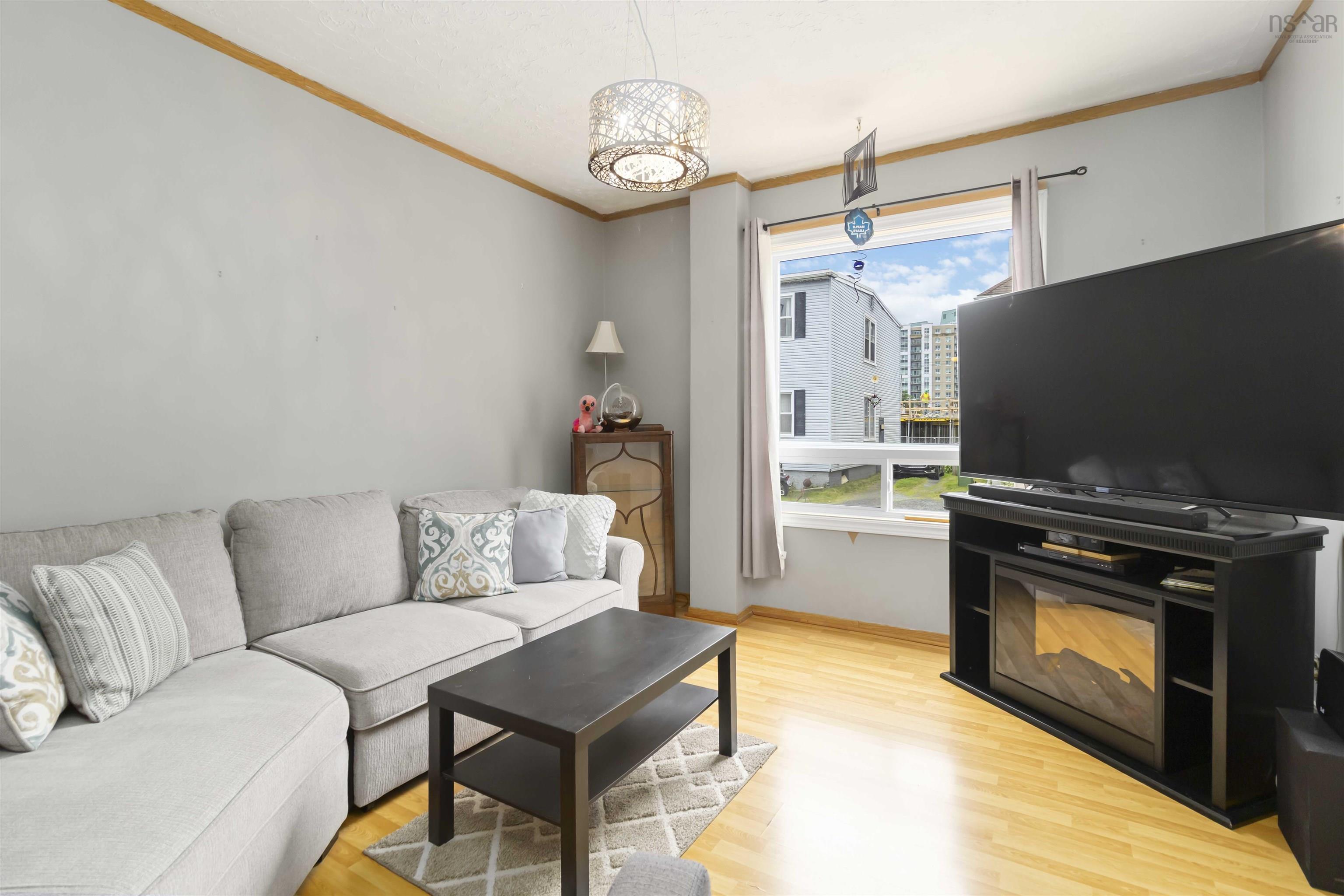 $499,900.00: 2731 Fern Lane, Halifax