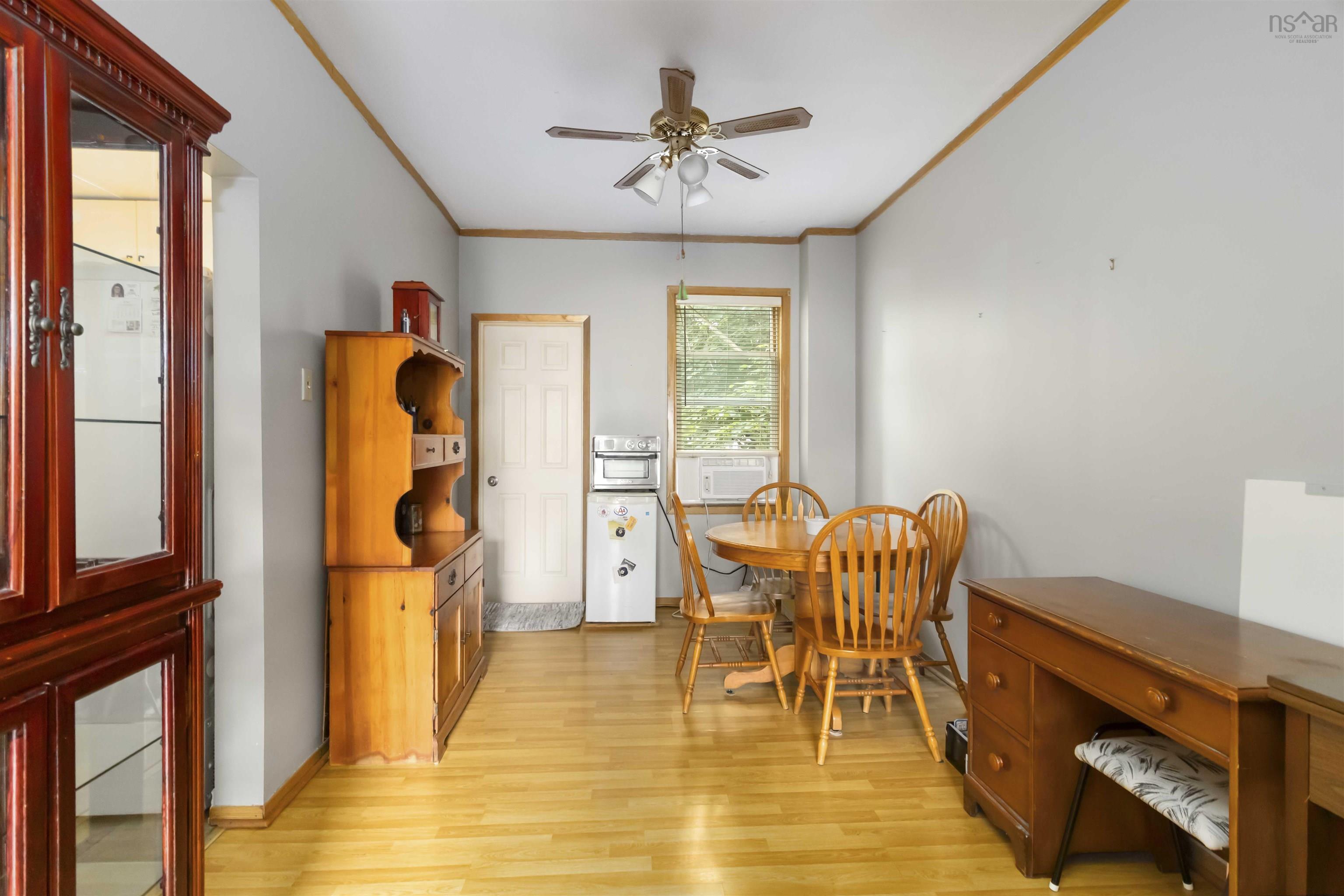 $499,900.00: 2731 Fern Lane, Halifax