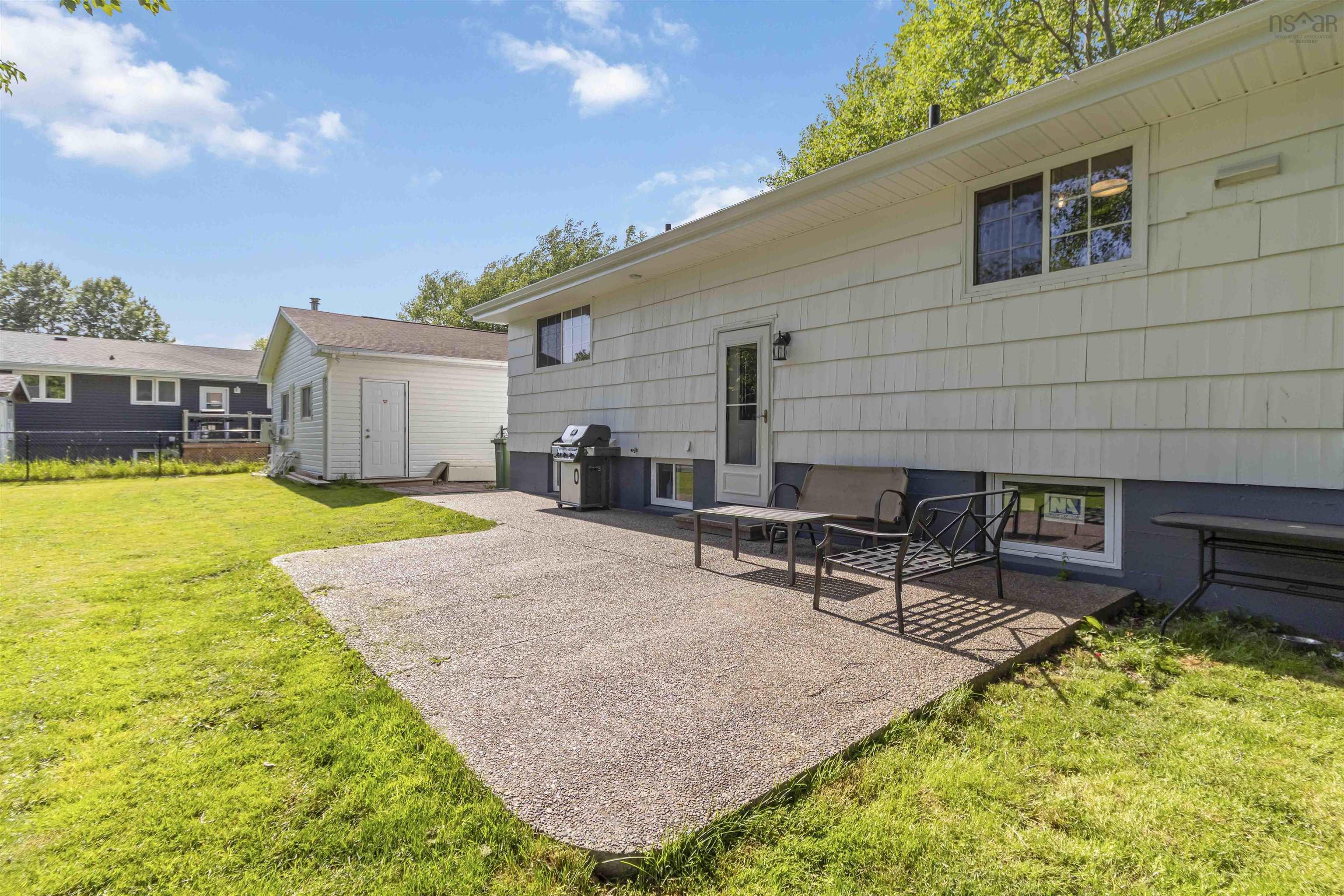 $575,000.00: 1 Estelle Drive, Cole Harbour