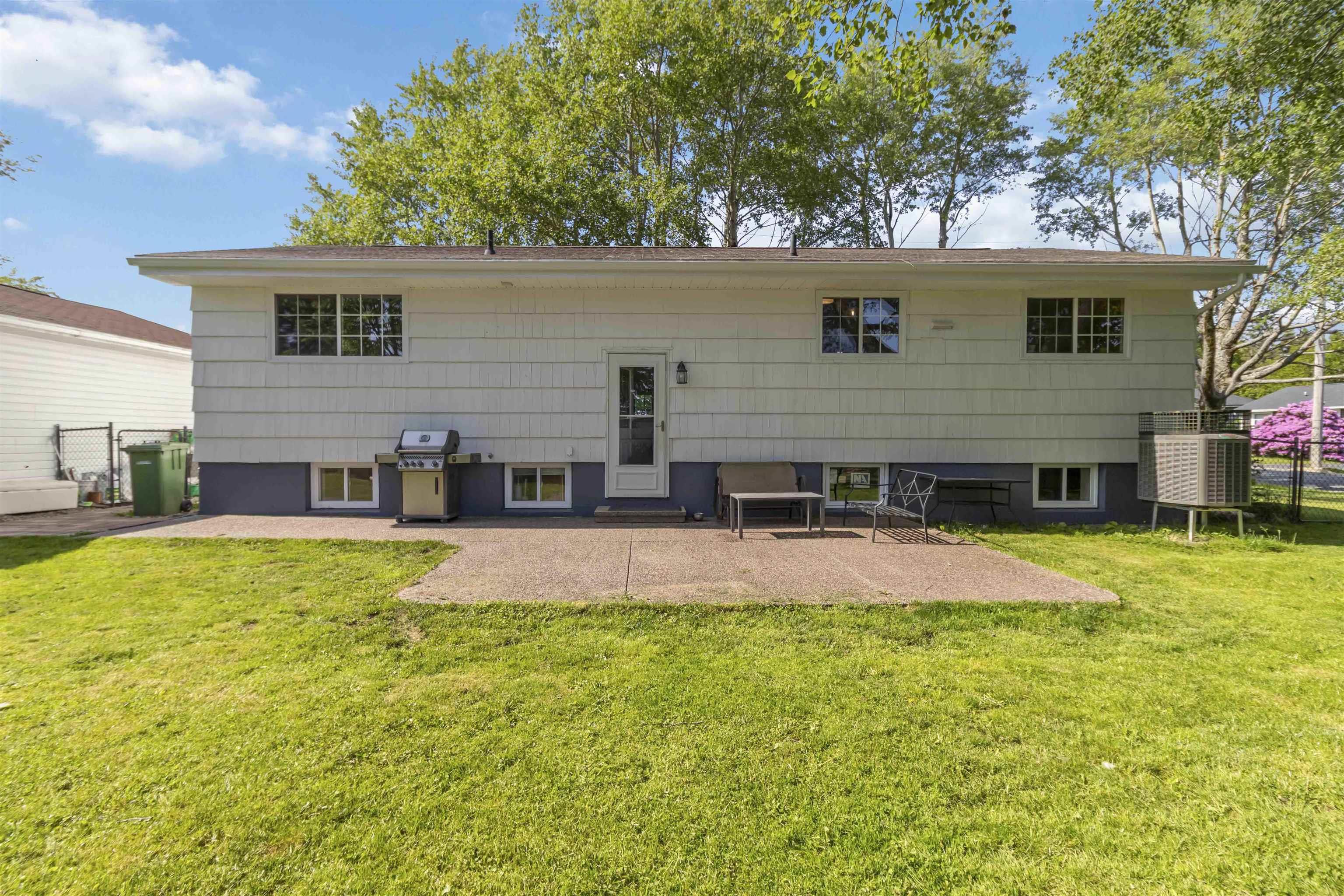 $575,000.00: 1 Estelle Drive, Cole Harbour