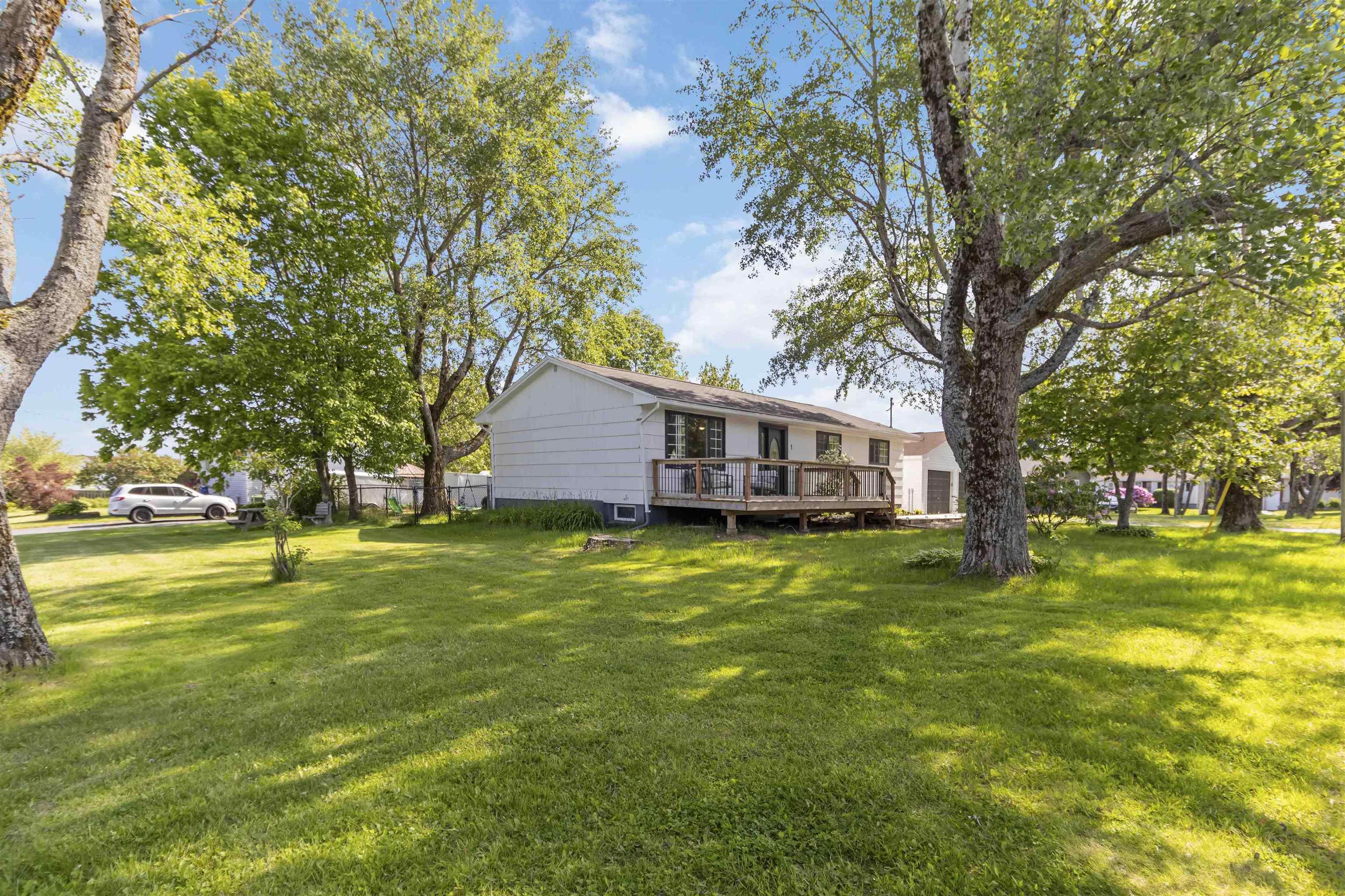 $575,000.00: 1 Estelle Drive, Cole Harbour