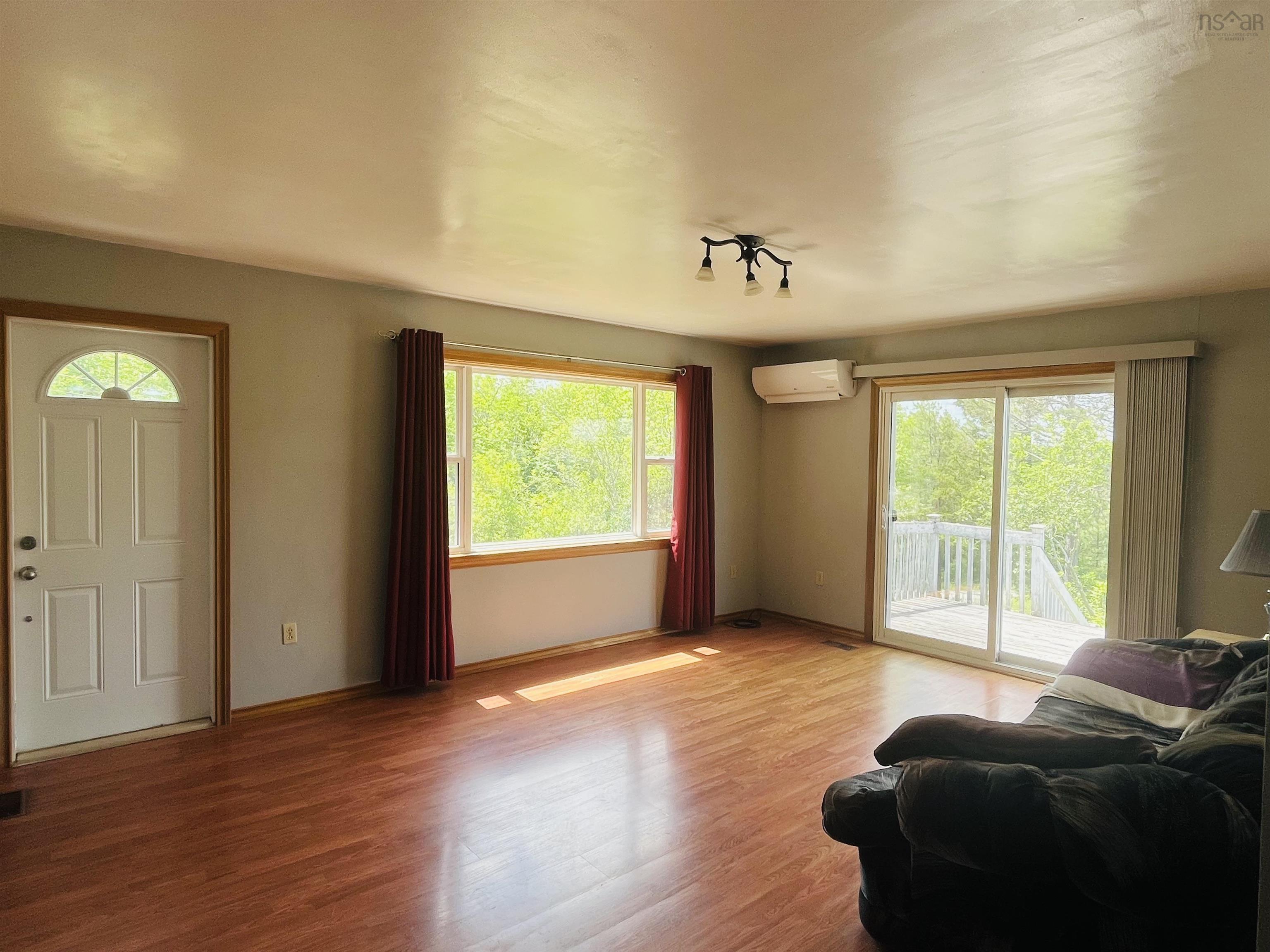 $219,900.00: 730 Stanburne Road, Stanburne