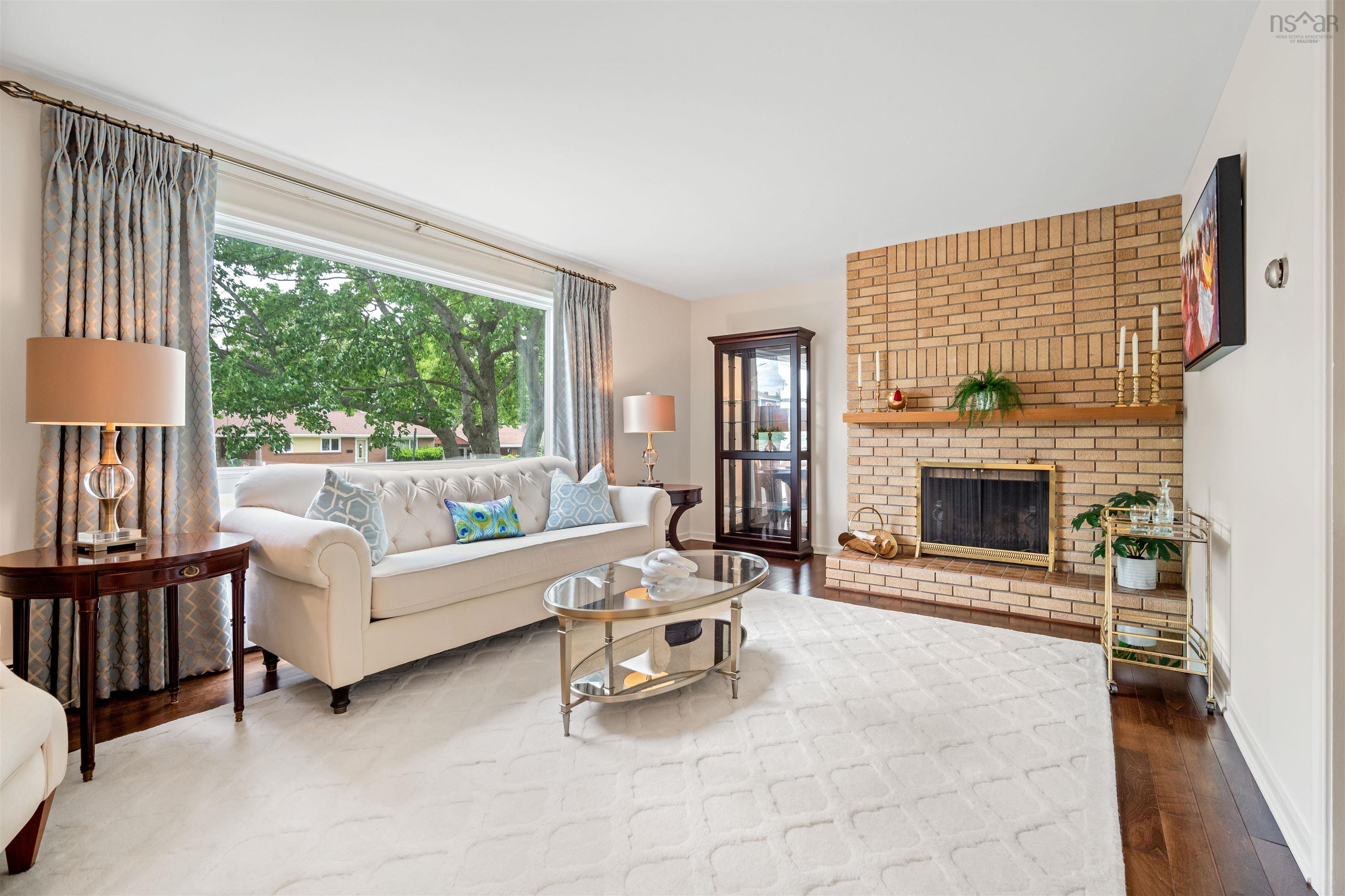 $499,000.00: 90 Clayton Park Drive, Halifax