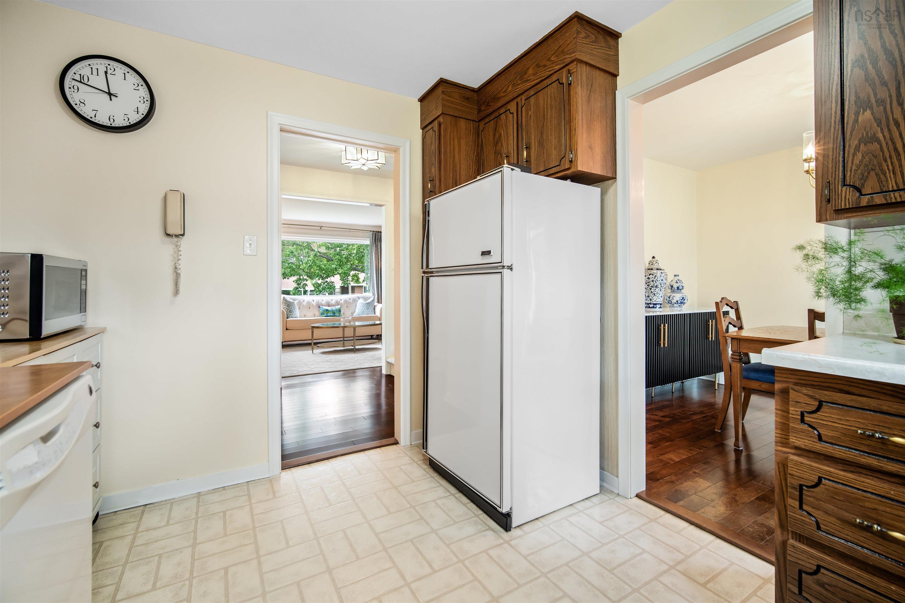 $499,000.00: 90 Clayton Park Drive, Halifax