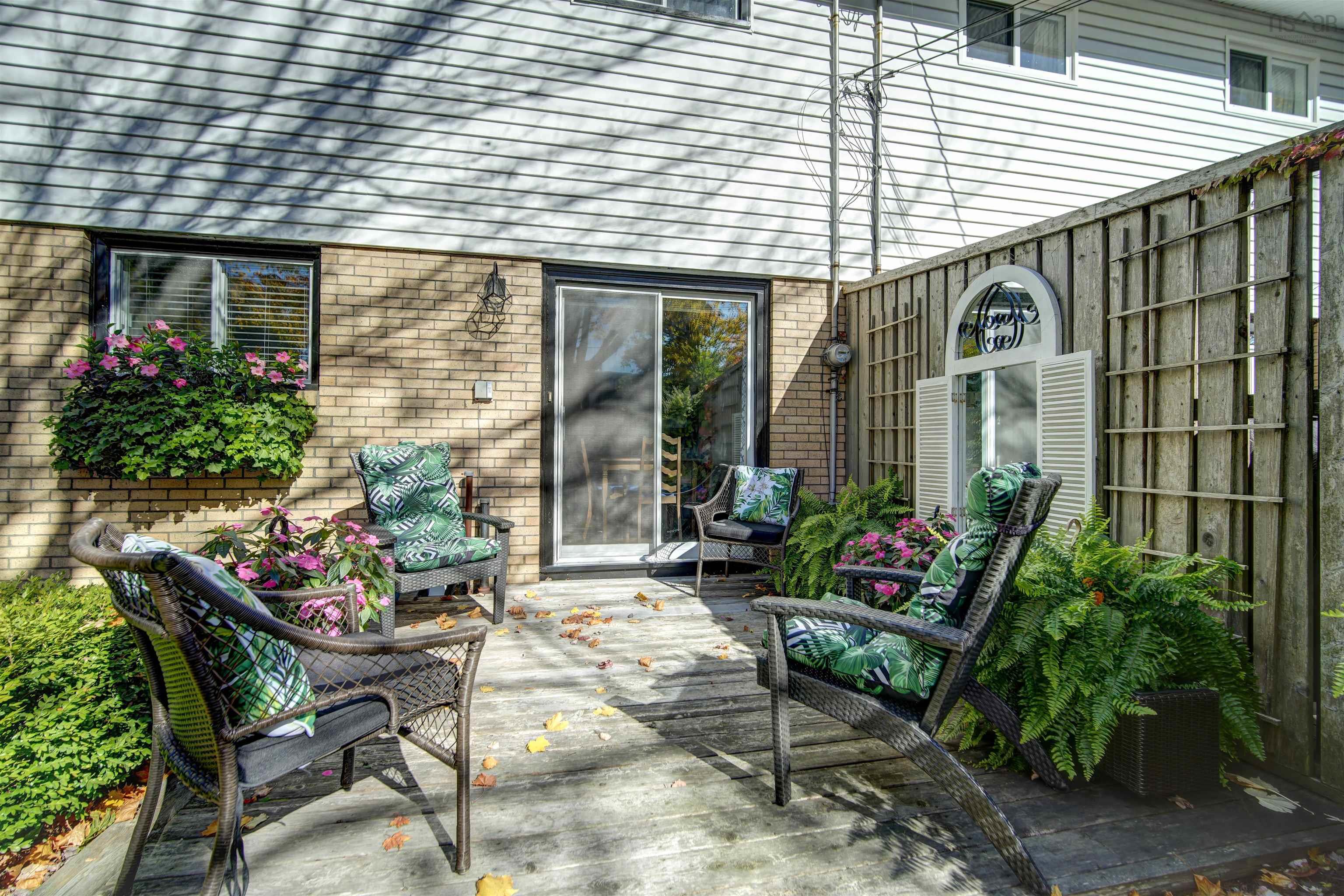 $499,000.00: 90 Clayton Park Drive, Halifax