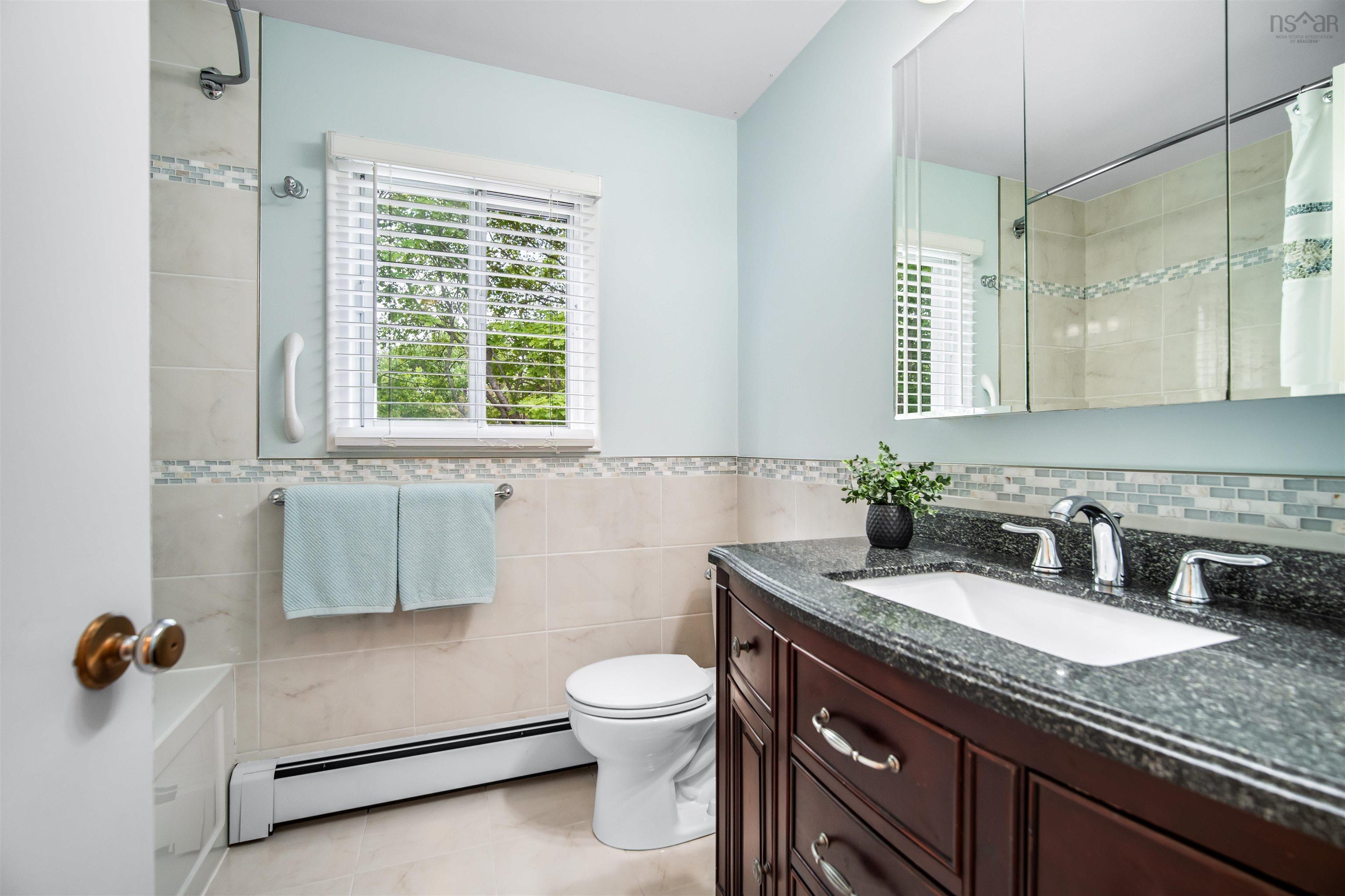 $499,000.00: 90 Clayton Park Drive, Halifax