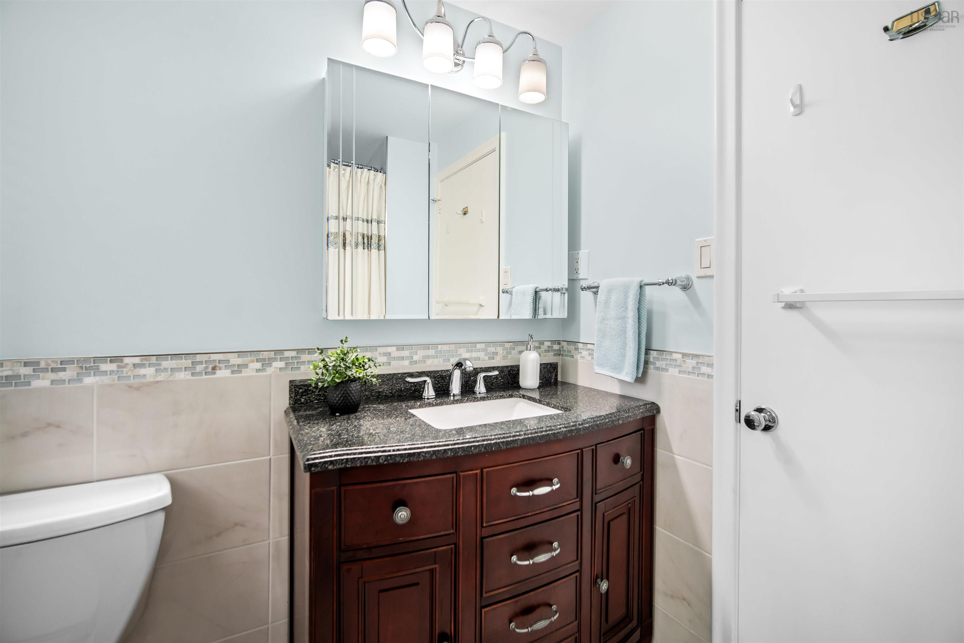 $499,000.00: 90 Clayton Park Drive, Halifax