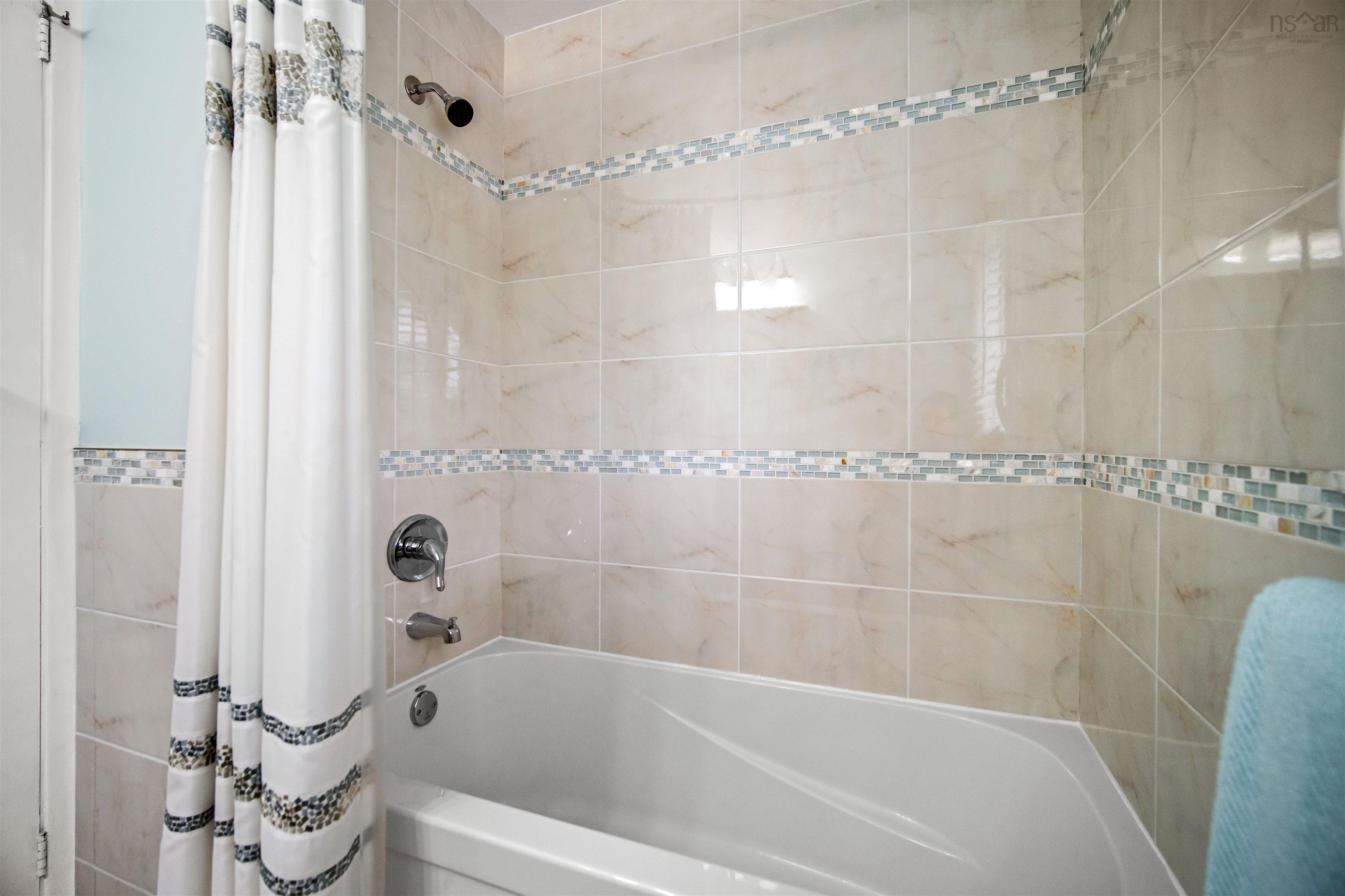 $499,000.00: 90 Clayton Park Drive, Halifax