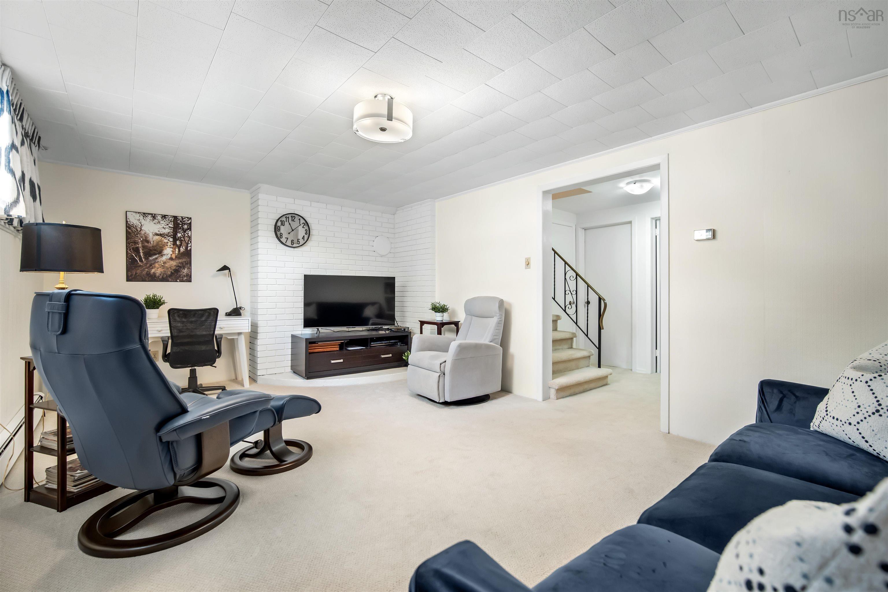 $499,000.00: 90 Clayton Park Drive, Halifax