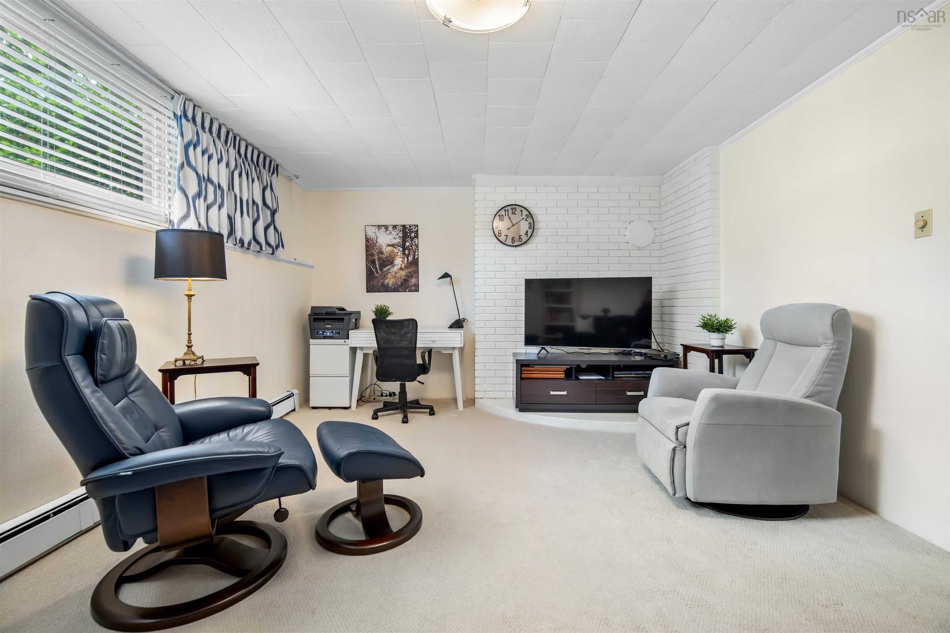 $499,000.00: 90 Clayton Park Drive, Halifax