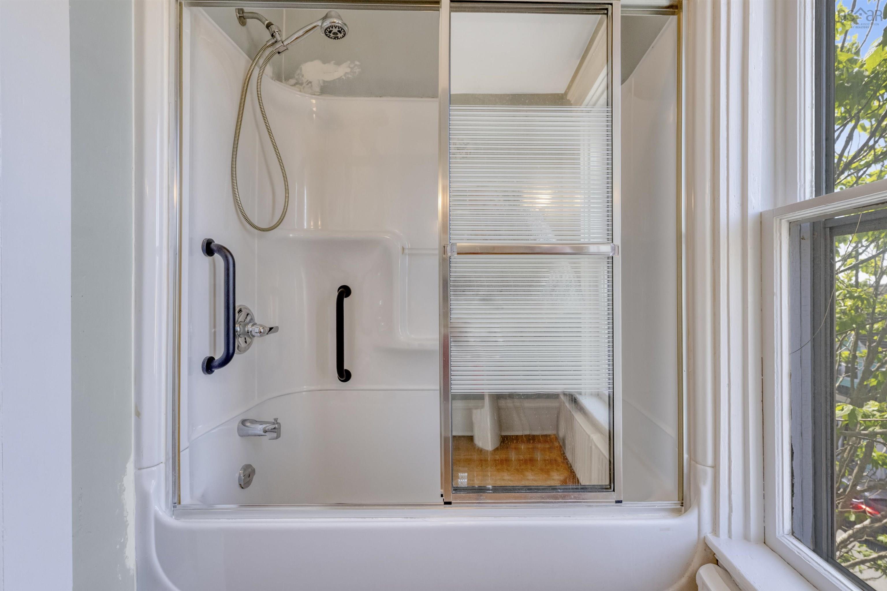 $585,000.00: 73 Montague Street, Lunenburg