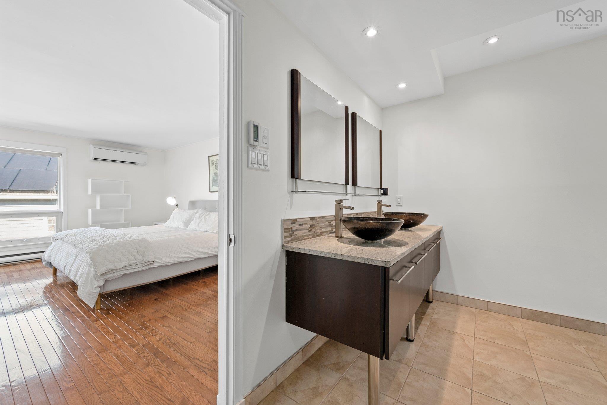 $1,595,000.00: 929 Winwick Road, Halifax