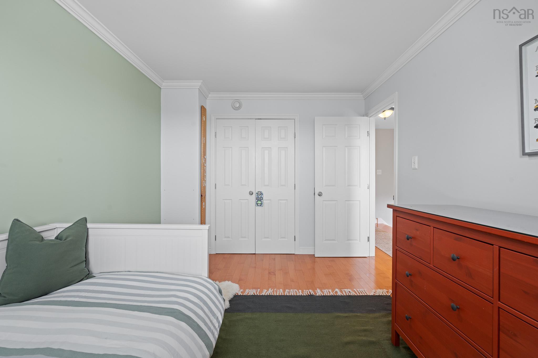 $549,999.00: 28 Woodhaven Close, Dartmouth