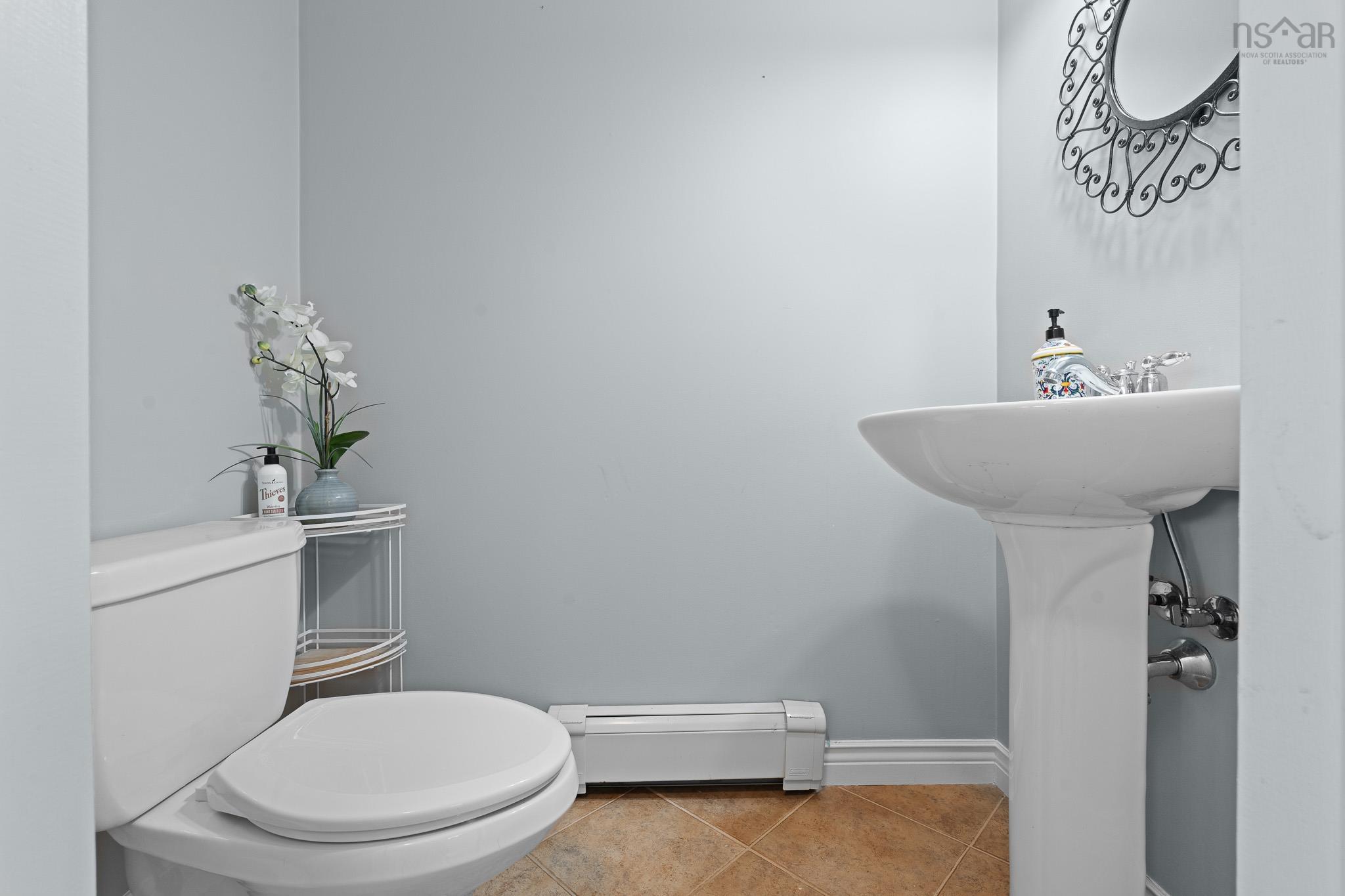 $549,999.00: 28 Woodhaven Close, Dartmouth