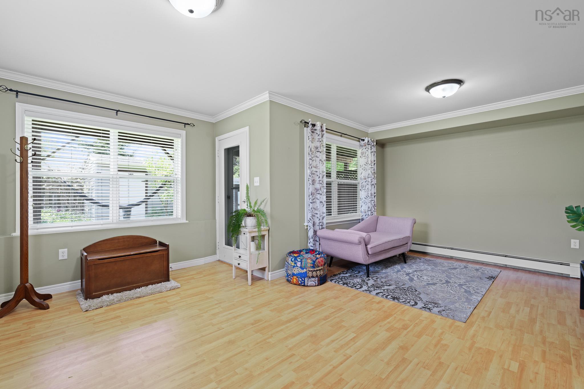 $549,999.00: 28 Woodhaven Close, Dartmouth