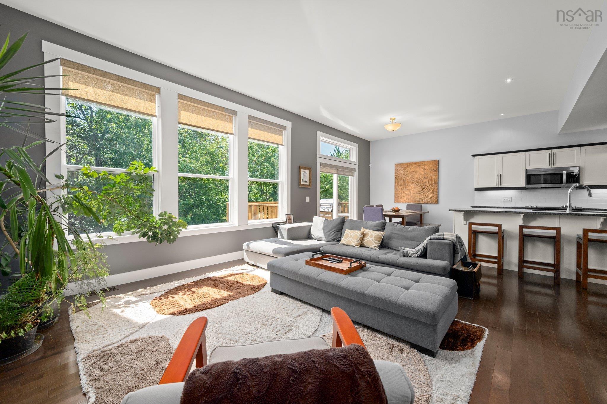 $1,019,500.00: 41 Royalfern Way, Bedford