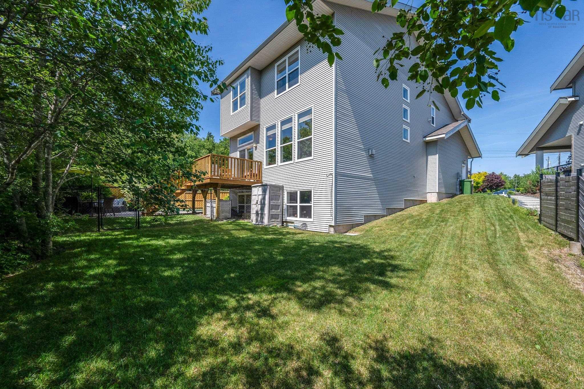 $1,019,500.00: 41 Royalfern Way, Bedford