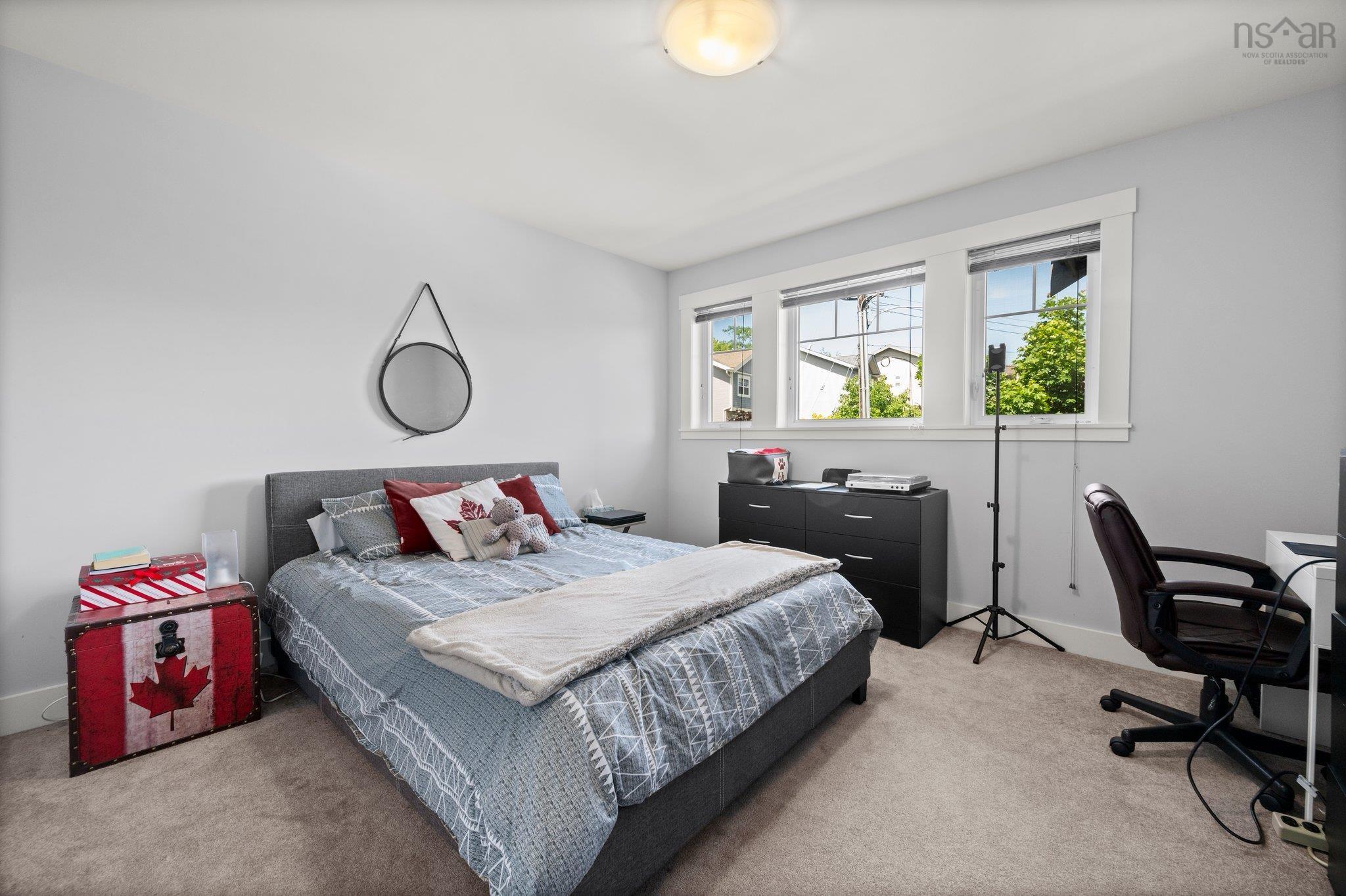 $1,019,500.00: 41 Royalfern Way, Bedford