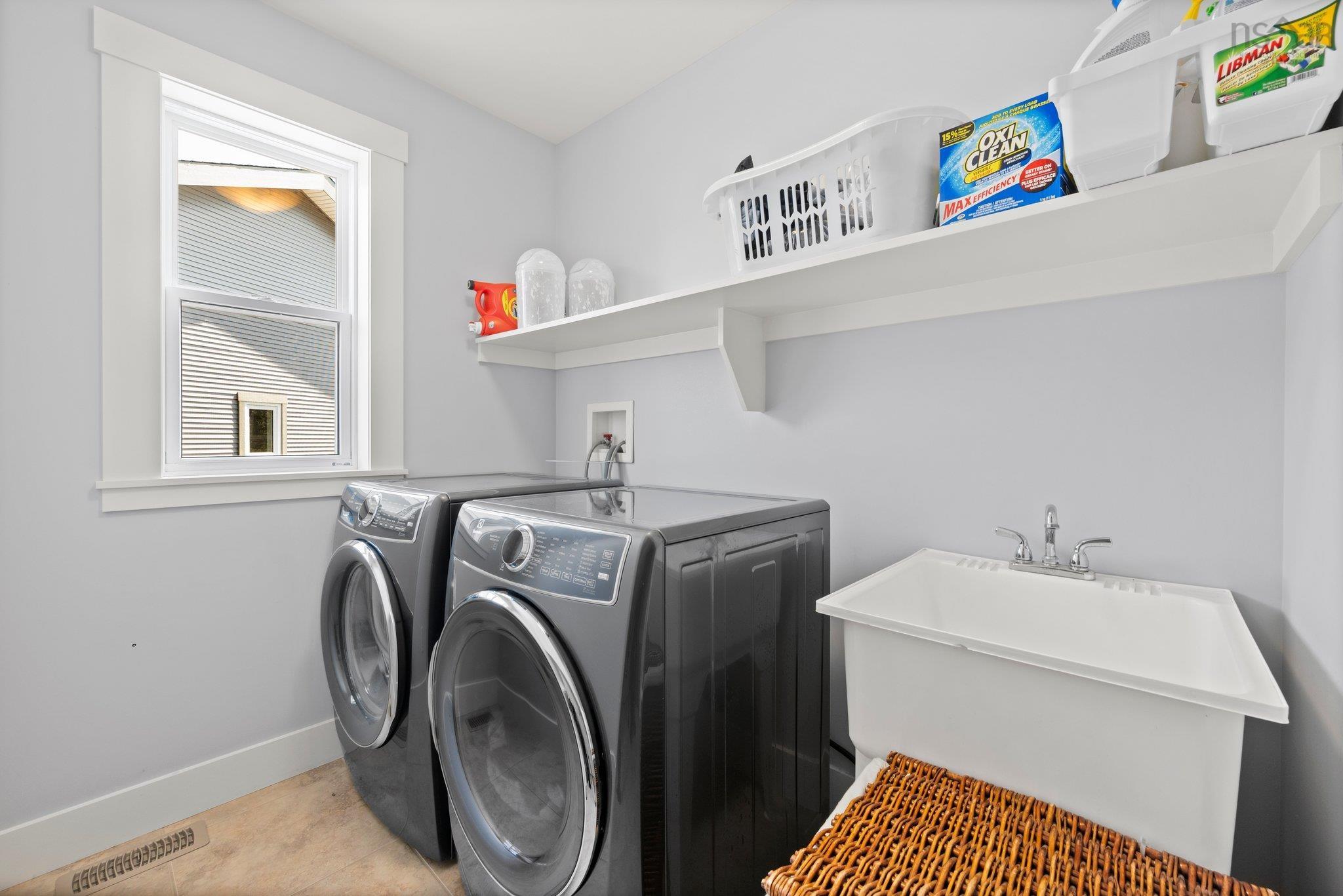 $1,019,500.00: 41 Royalfern Way, Bedford