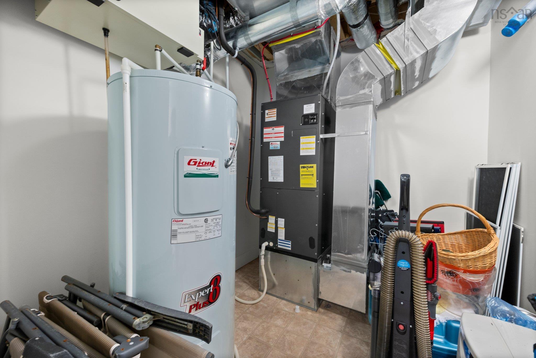 $1,019,500.00: 41 Royalfern Way, Bedford