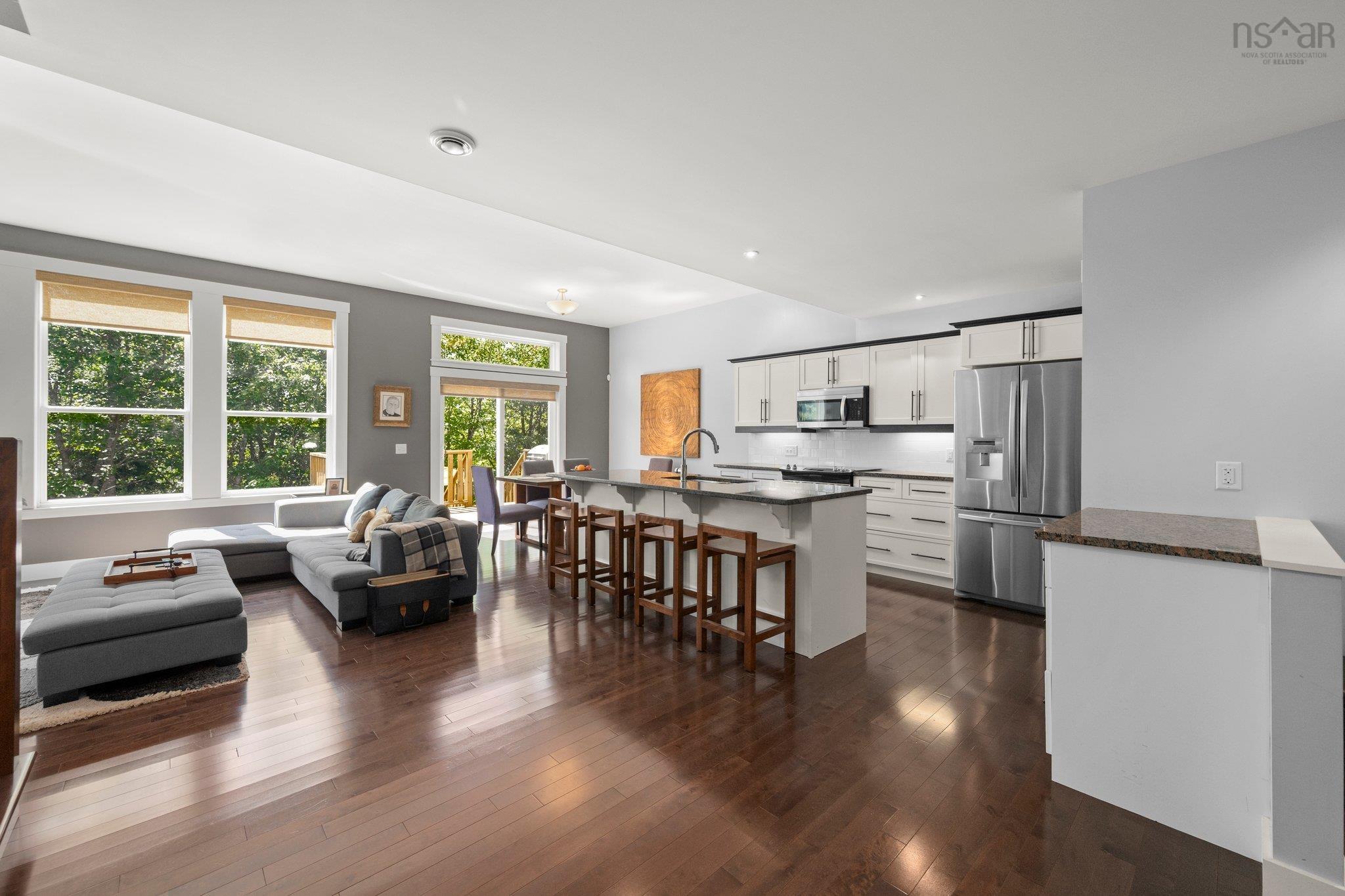 $1,019,500.00: 41 Royalfern Way, Bedford