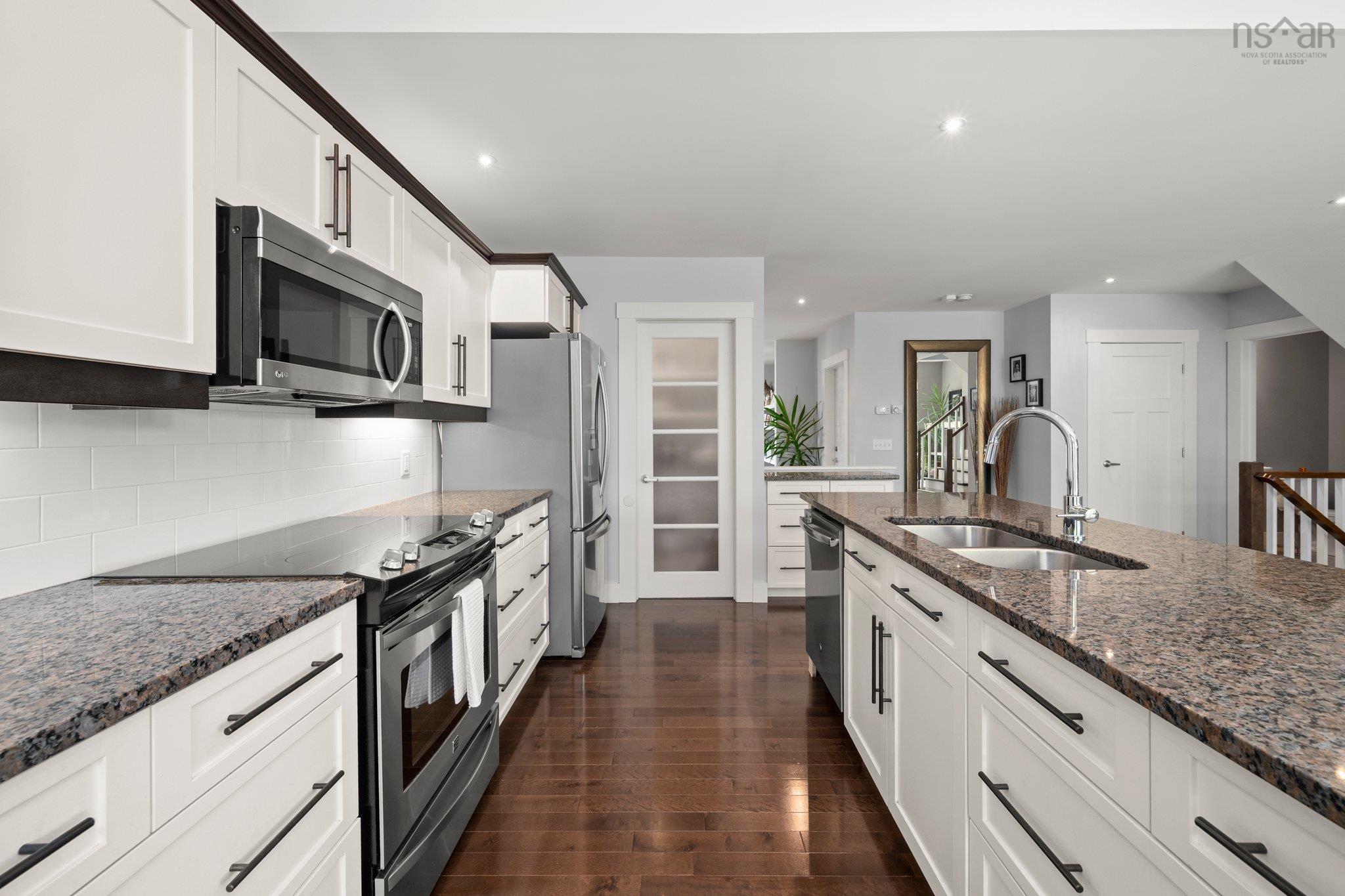 $1,019,500.00: 41 Royalfern Way, Bedford