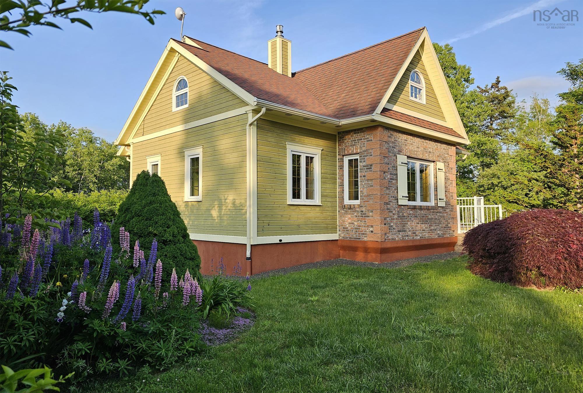 $549,900.00: 24 Chapel Street, Annapolis Royal