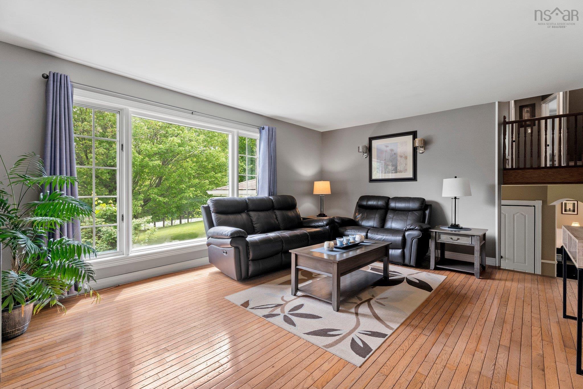 $499,900.00: 193 Glen Road, Mclellans Brook