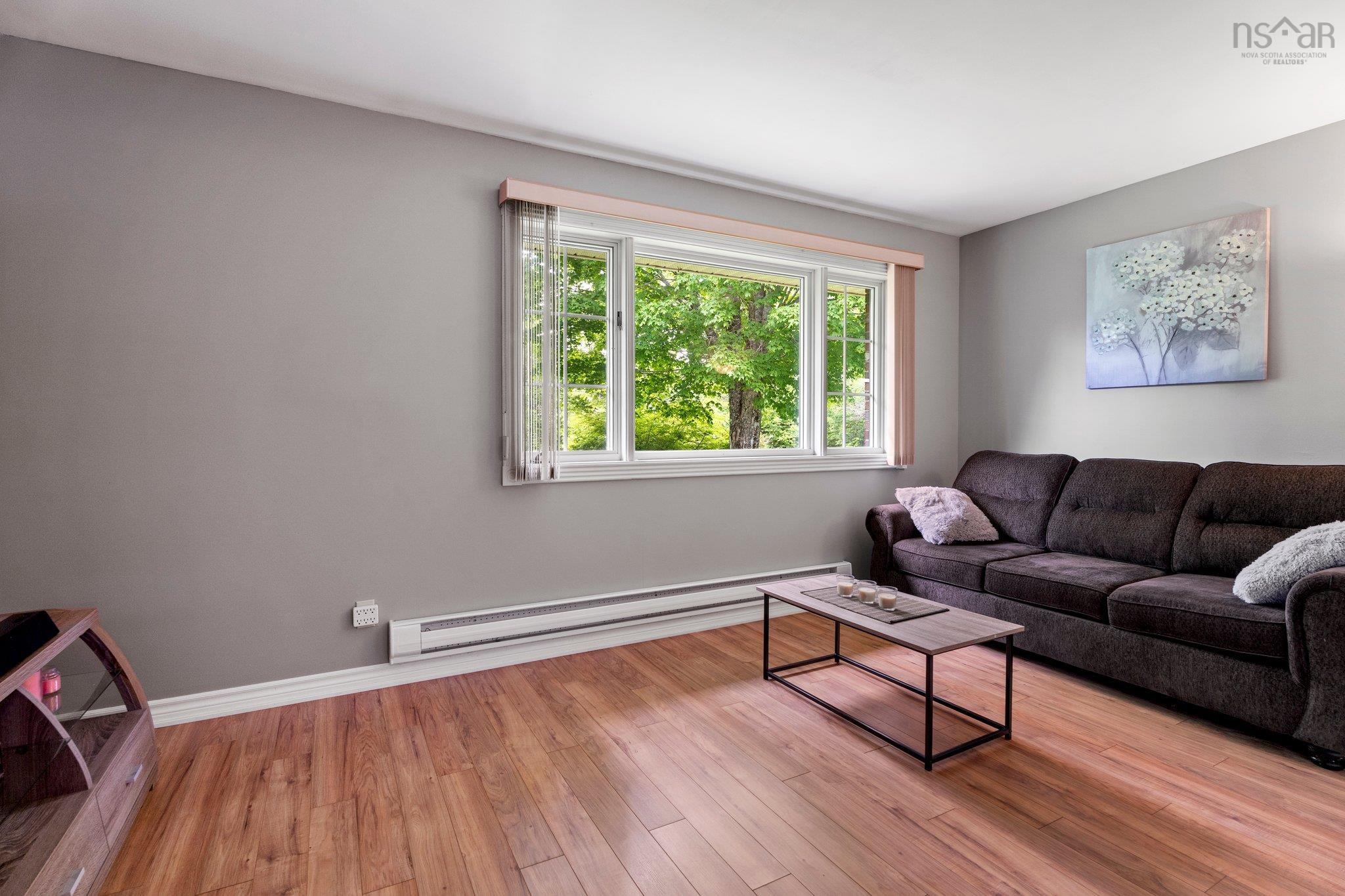 $499,900.00: 193 Glen Road, Mclellans Brook