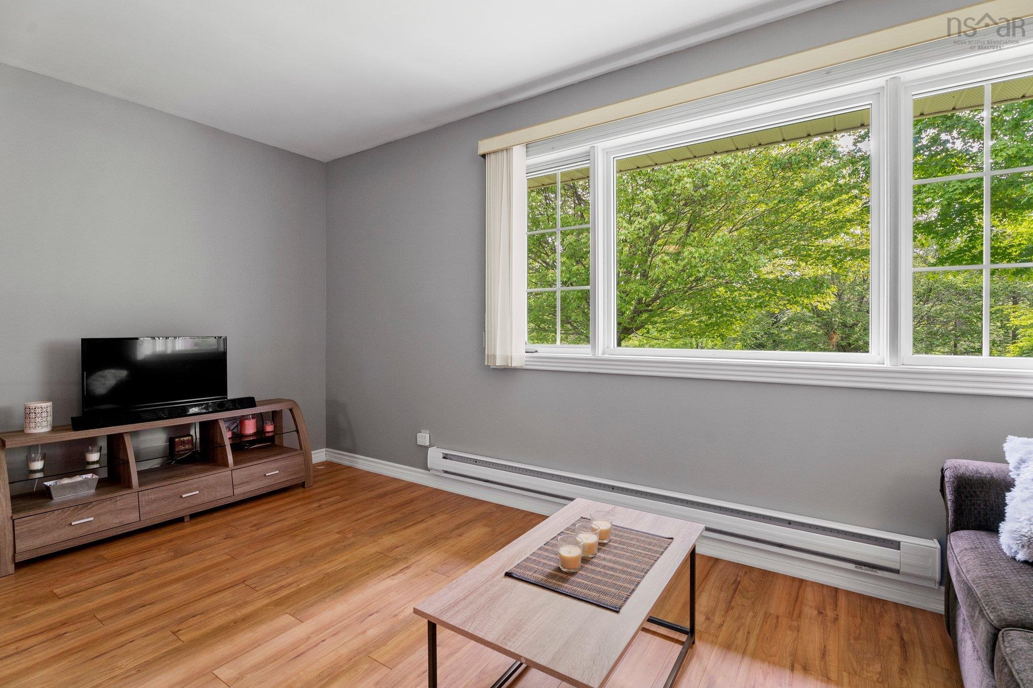 $499,900.00: 193 Glen Road, Mclellans Brook