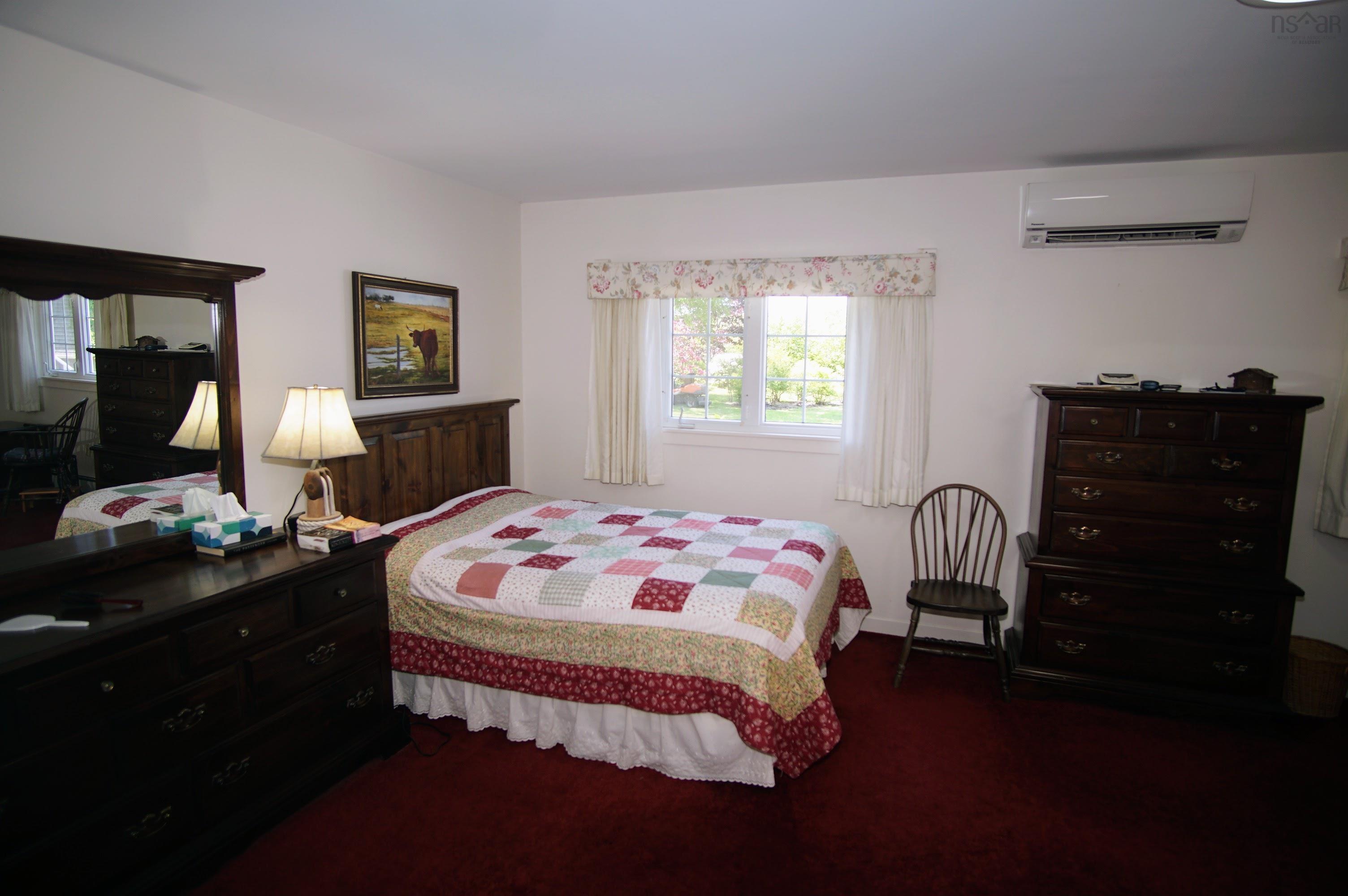 $1,650,000.00: 61 Lockes Island Road, Lower Jordan Bay