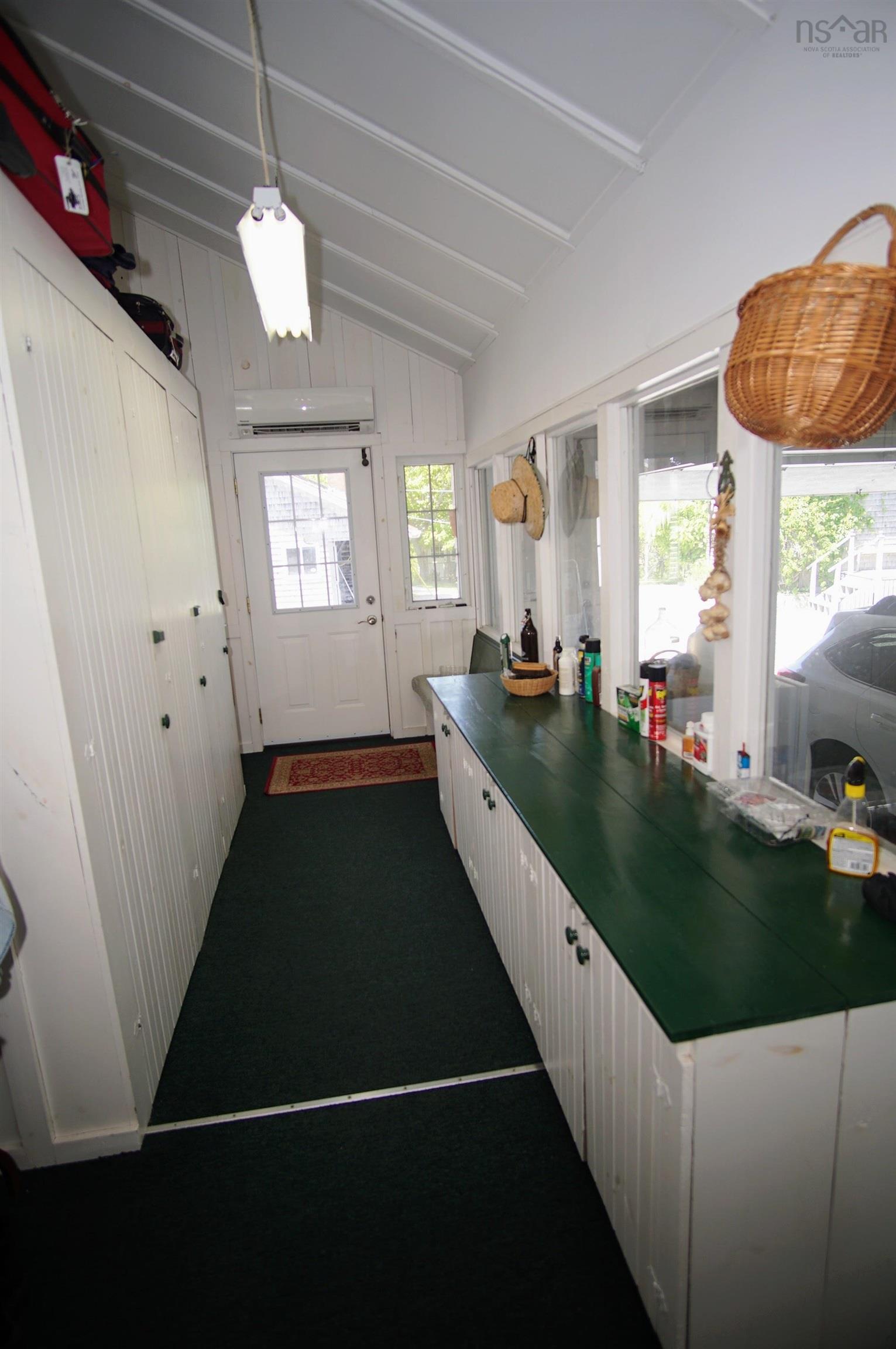 $1,650,000.00: 61 Lockes Island Road, Lower Jordan Bay