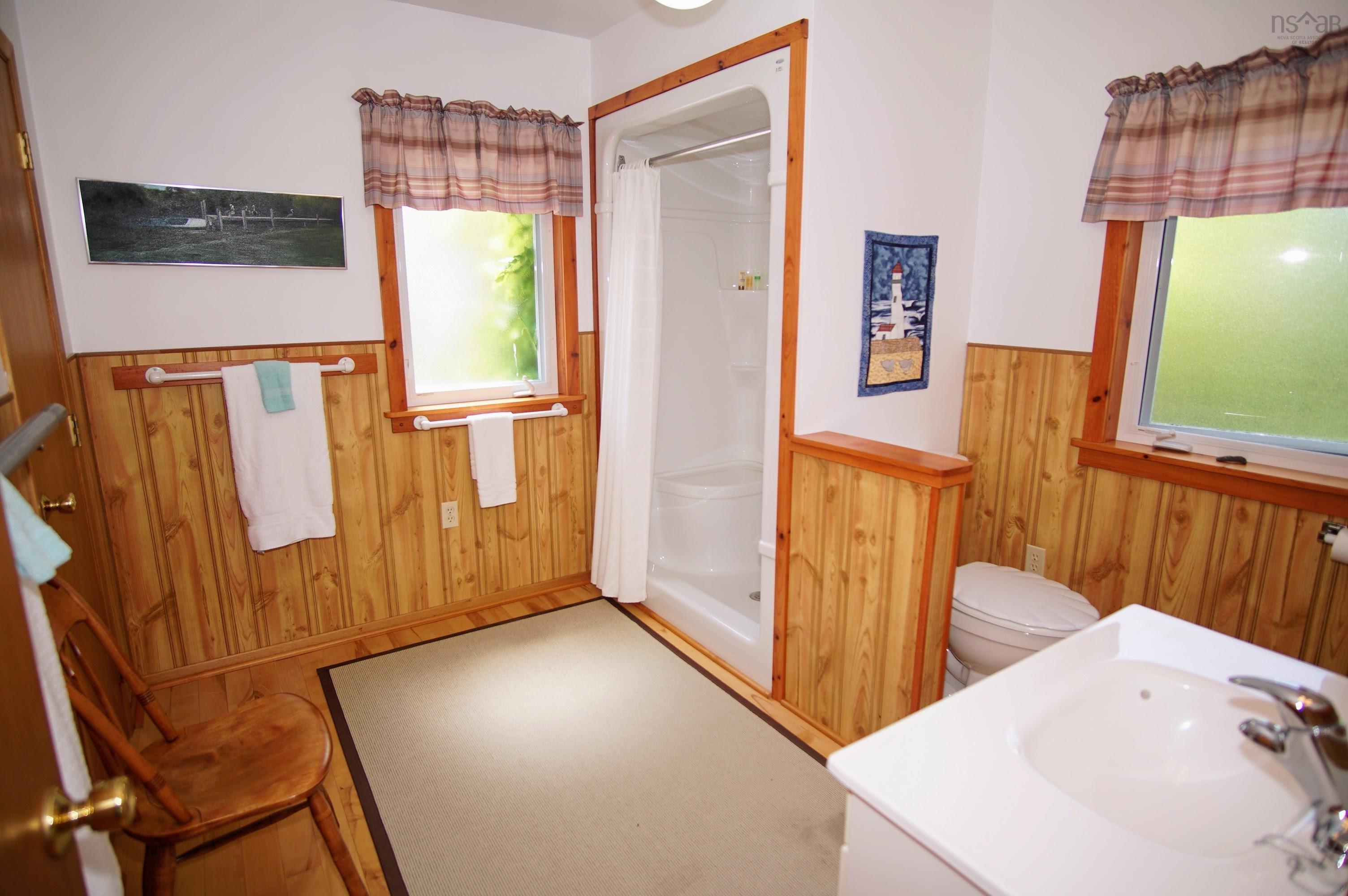 $1,650,000.00: 61 Lockes Island Road, Lower Jordan Bay