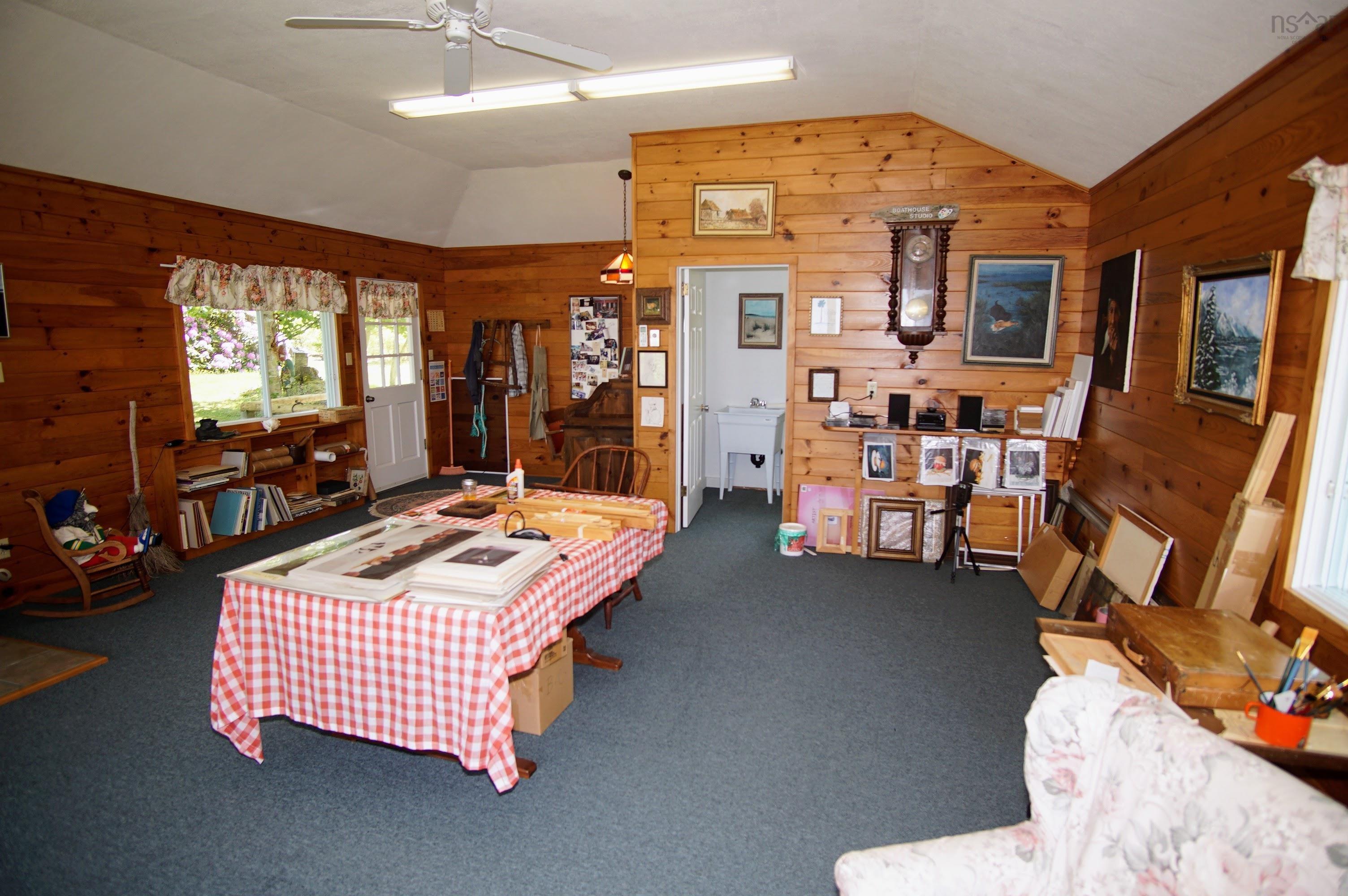 $1,650,000.00: 61 Lockes Island Road, Lower Jordan Bay