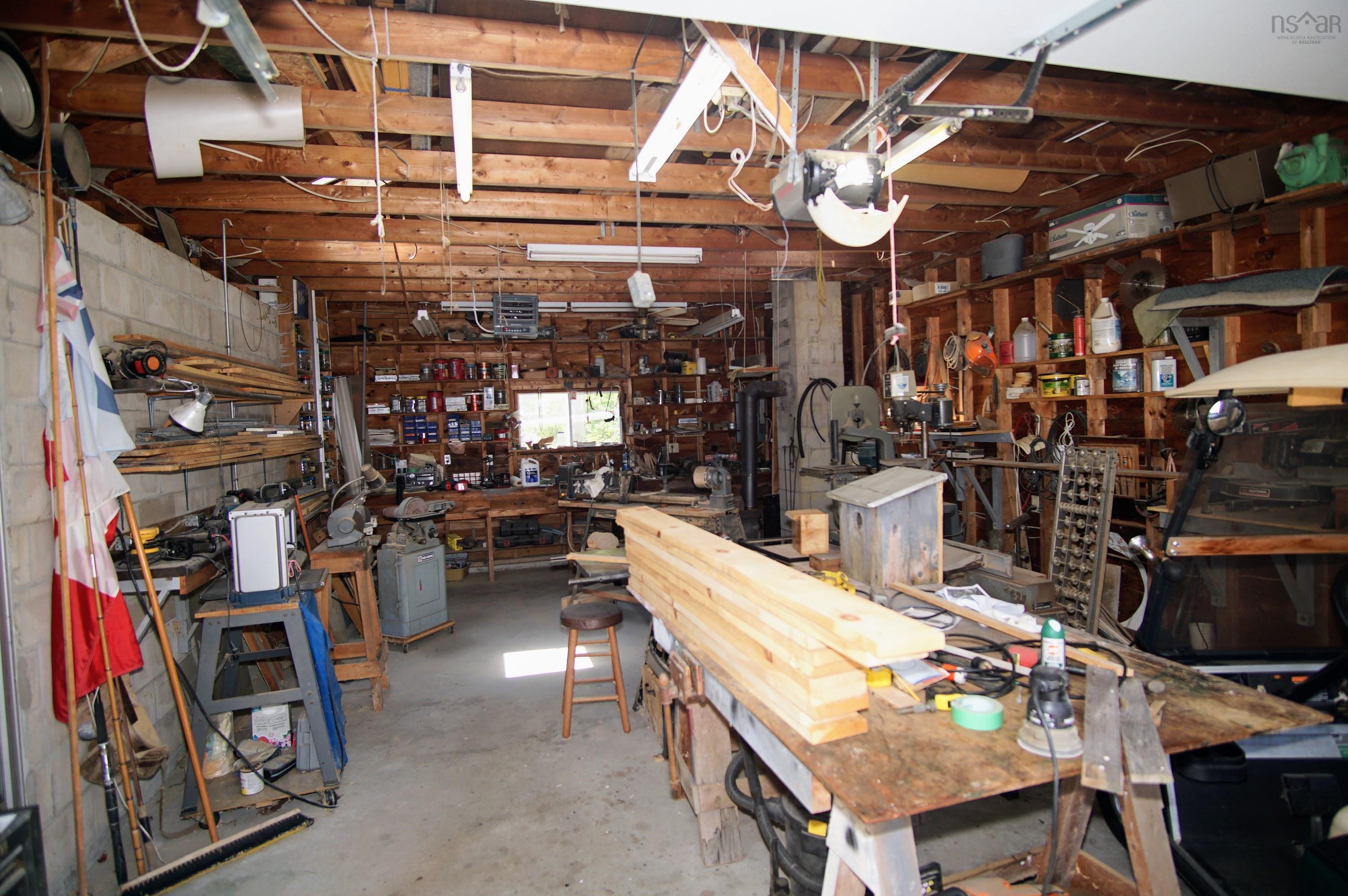 $1,650,000.00: 61 Lockes Island Road, Lower Jordan Bay