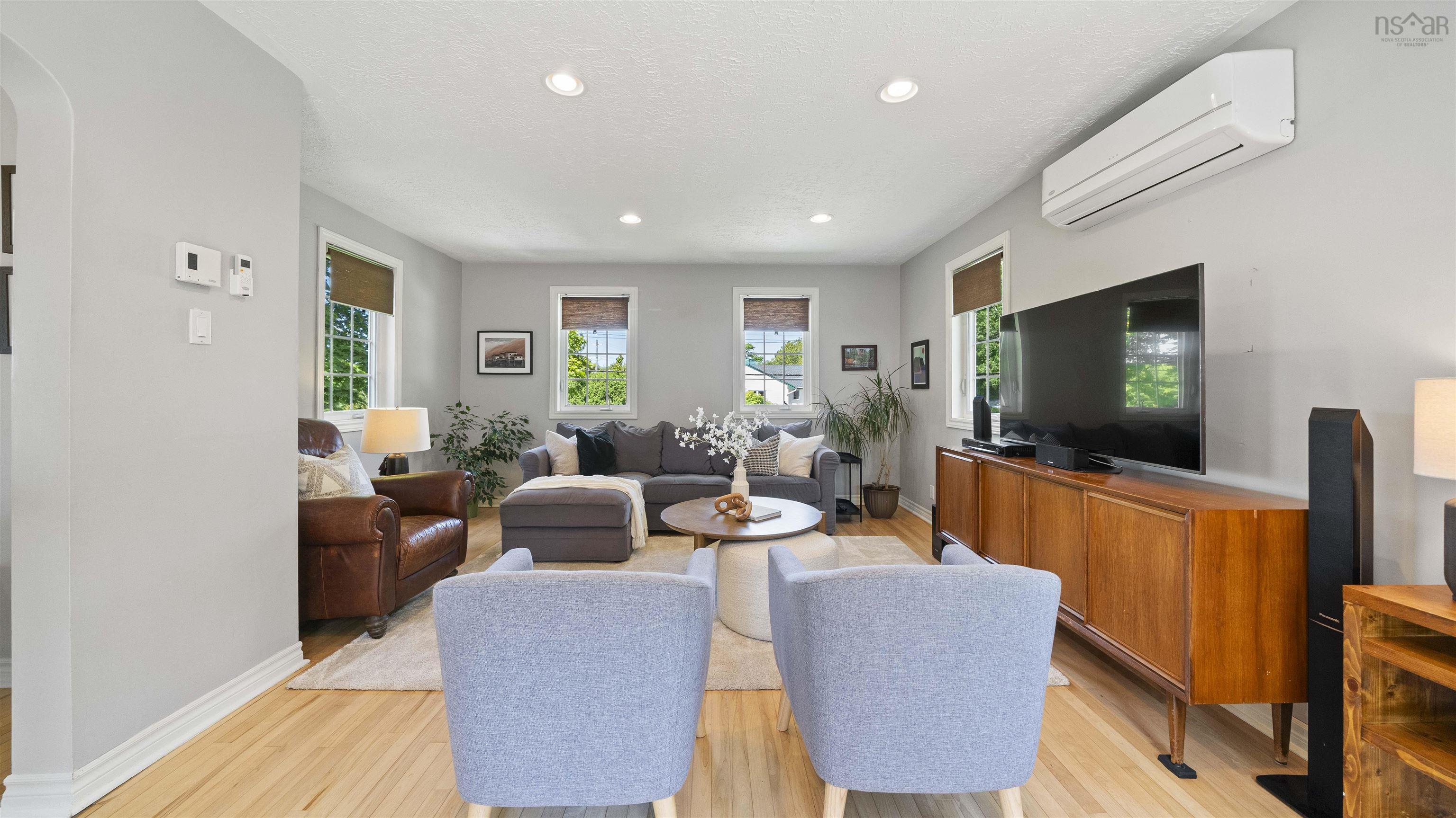 $589,900.00: 824 Herring Cove Road, Herring Cove